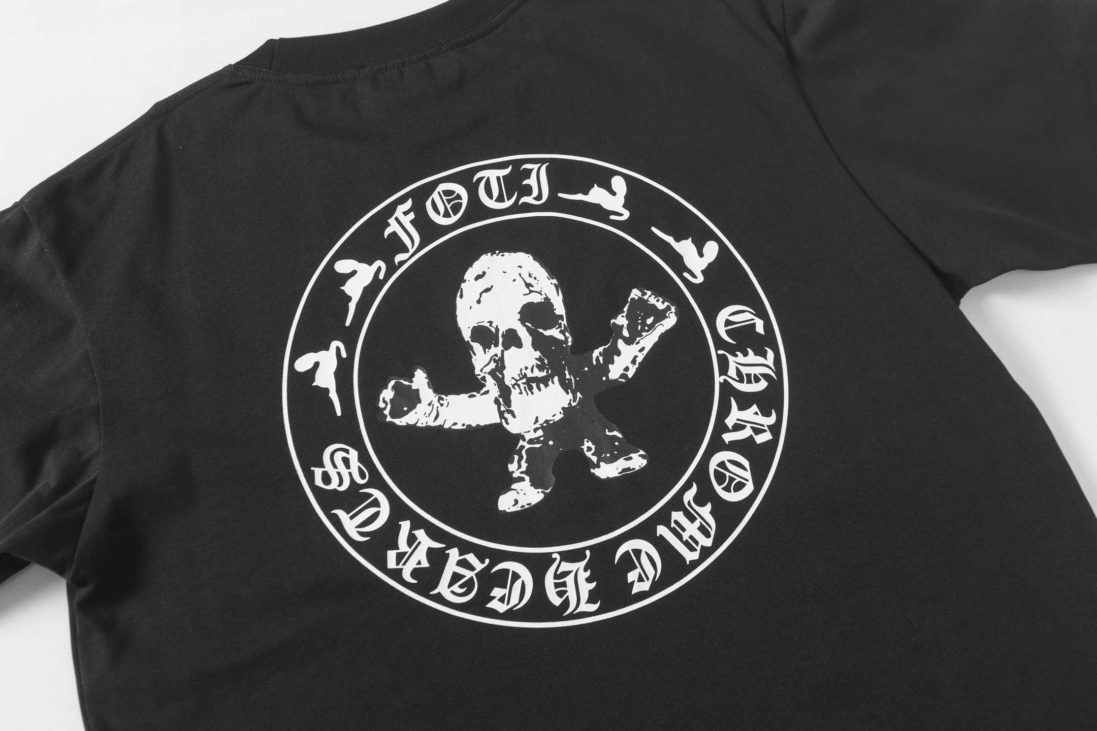 Chrome Hearts Chuckroents Short Sleeve T-shirt Review: Top Quality and Diverse Options - 图片 9
