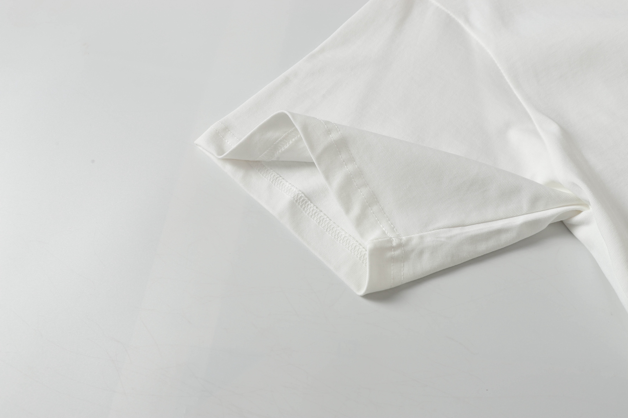 Chrome Hearts Chuckroents: Top Quality Short Sleeve T-shirt in Black and White - 图片 6
