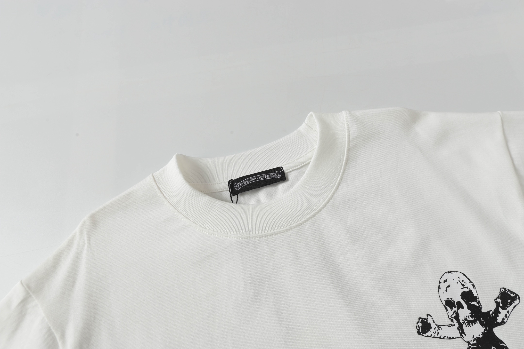 Chrome Hearts Chuckroents: Top Quality Short Sleeve T-shirt in Black and White - 图片 3