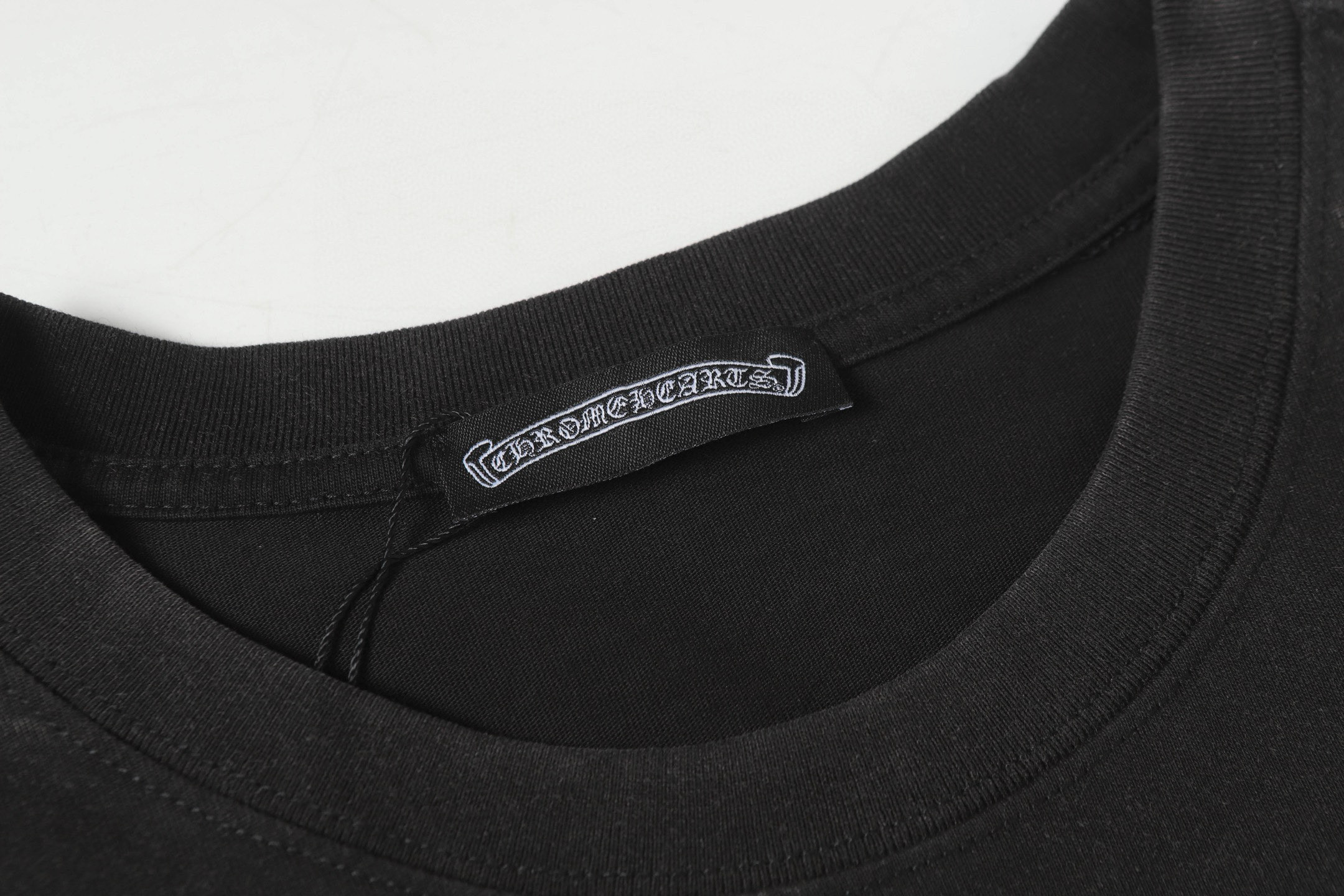Chrome Hearts Camiseta Lavada con Logo Sánscrito - Comodidad y Estilo Diario 10 i1748624890878 1161 0 8
