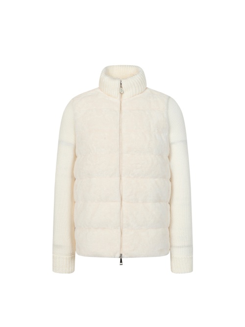 מעילית מונכלר טדי משלובת וגוף סוודר ונוקות סריגה 7 מעילית מונכלר טדי משלובת וגוף סוודר ונוקות סריגה