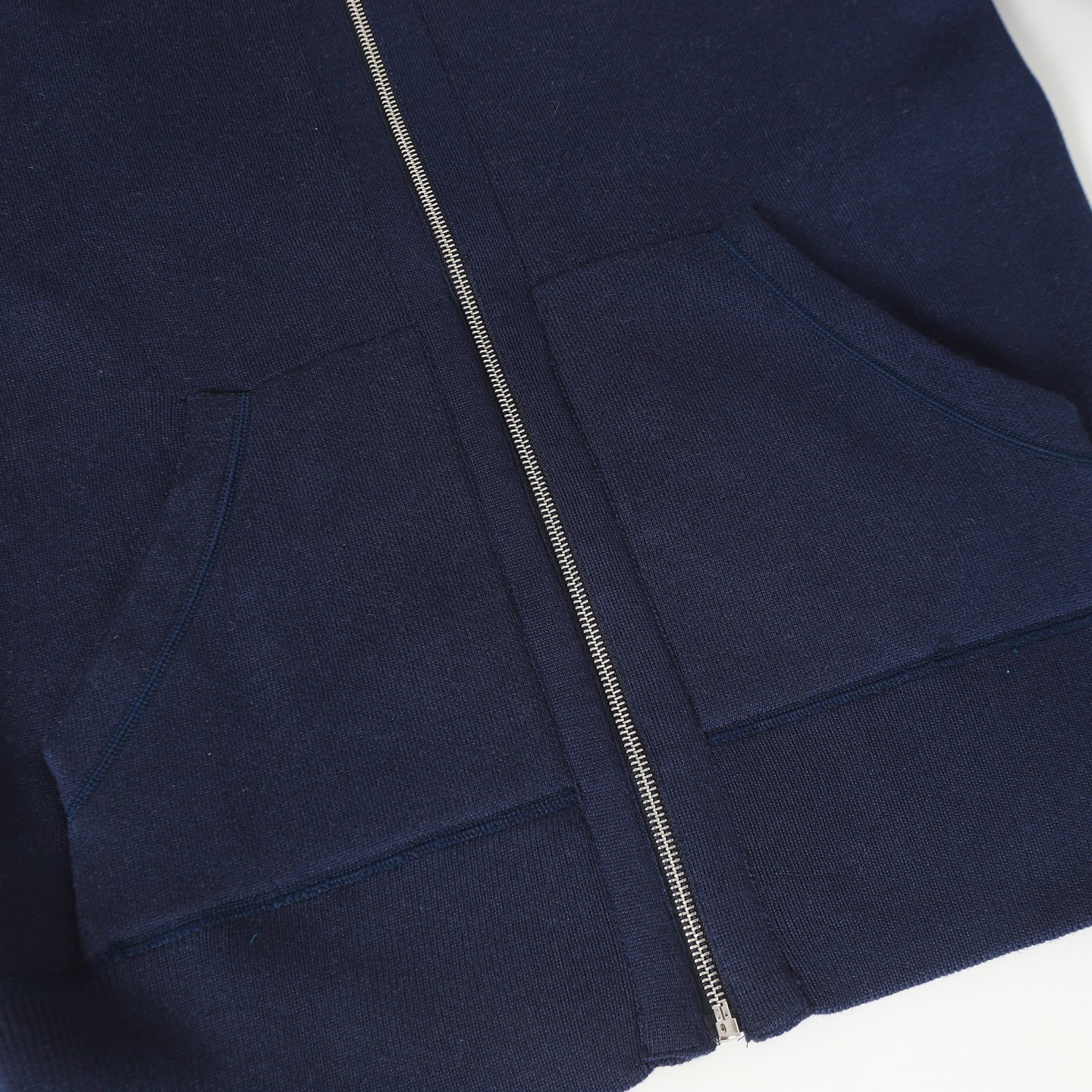 Gucci Men's Navy Blue Knit Jersey Zip-Up Hoodie with GG Pattern Lining 6 i1758392476461 6847 0 4