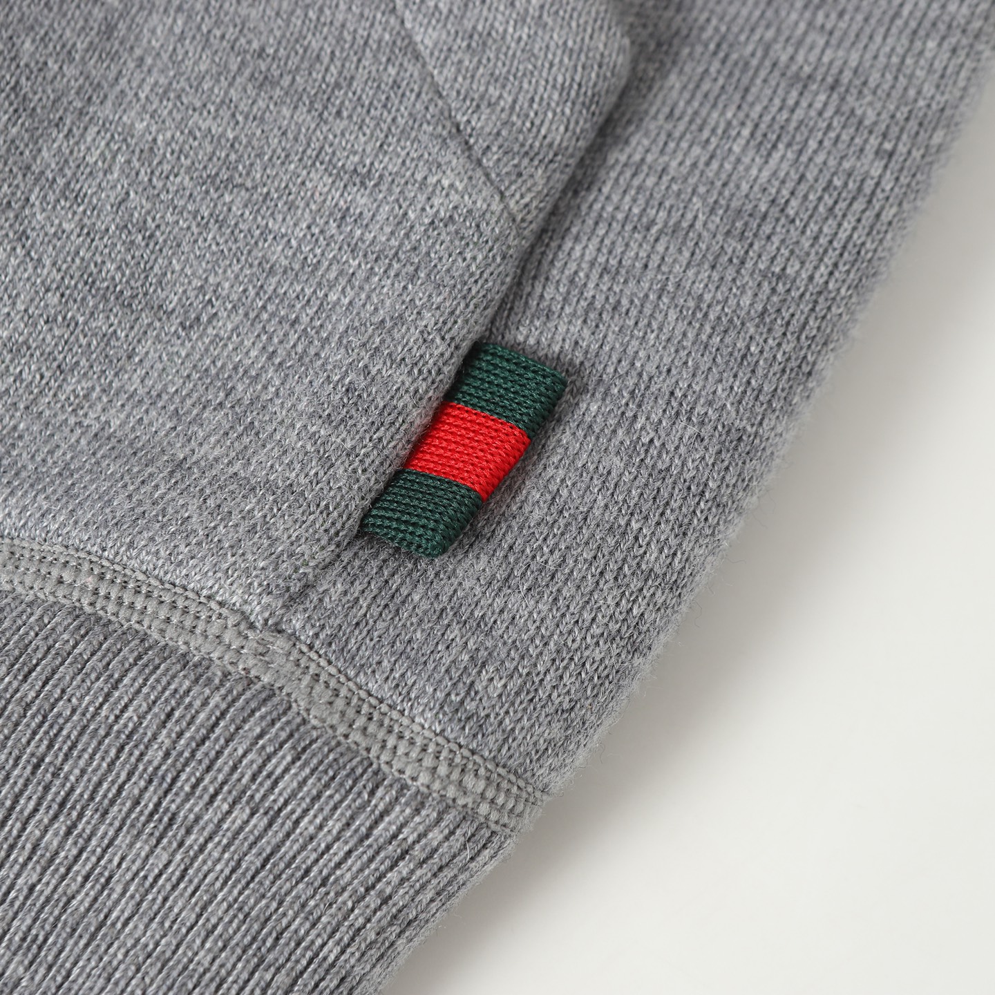 i1758393909300 956 0 6