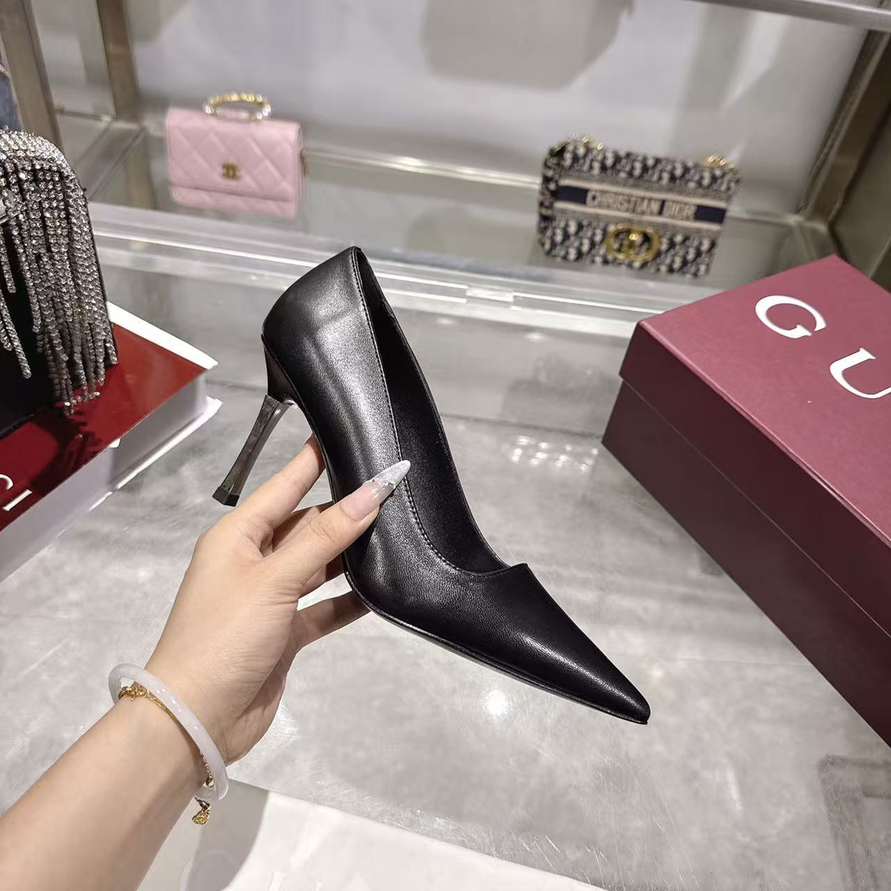 Gucci 古奇 Guccⅰ 女鞋: 开发，精心调制的鞋楦