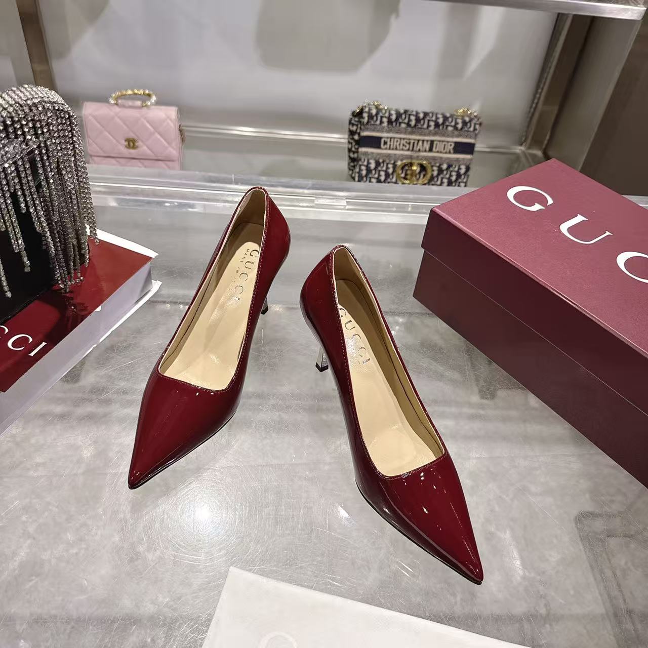 Gucci 古奇 Guccⅰ 女鞋: 开发，精心调制的鞋楦