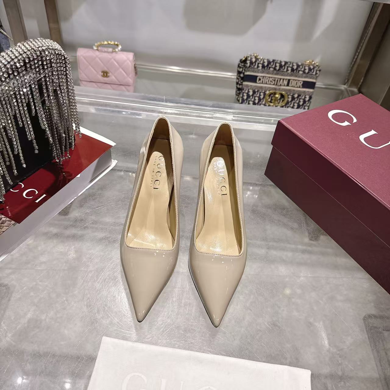 Gucci 古奇 Guccⅰ 女鞋: 开发，精心调制的鞋楦
