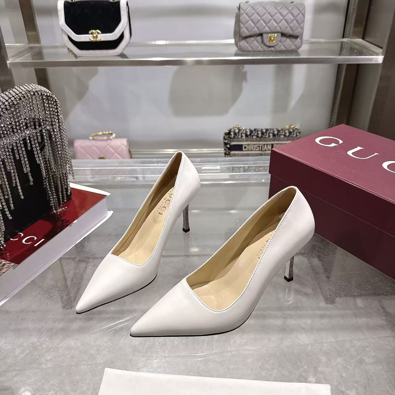 Gucci 古奇 Guccⅰ 女鞋: 开发，精心调制的鞋楦