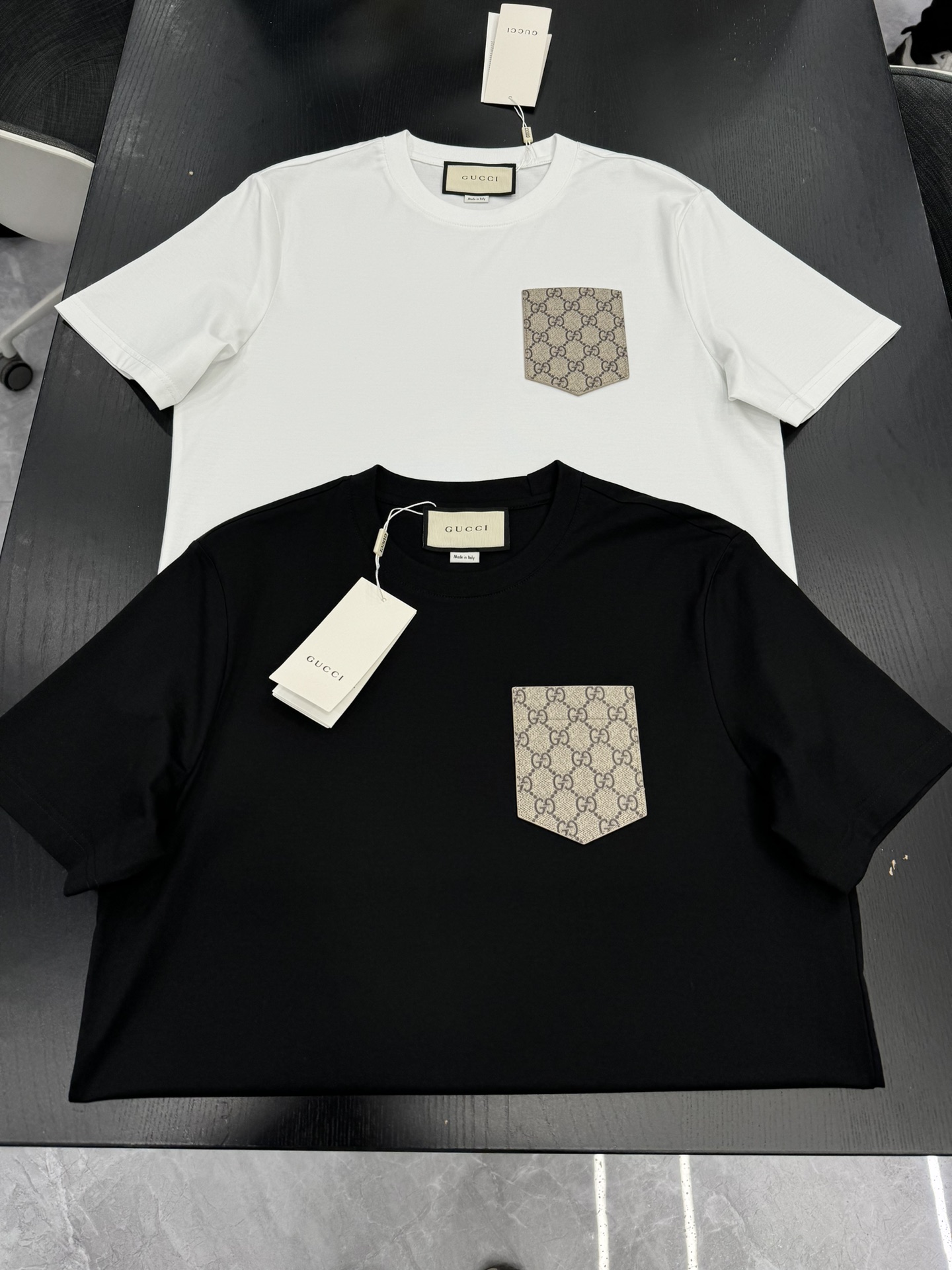 Gucci New
 Clothing T-Shirt Black White Cotton Mercerized Spring/Summer Collection