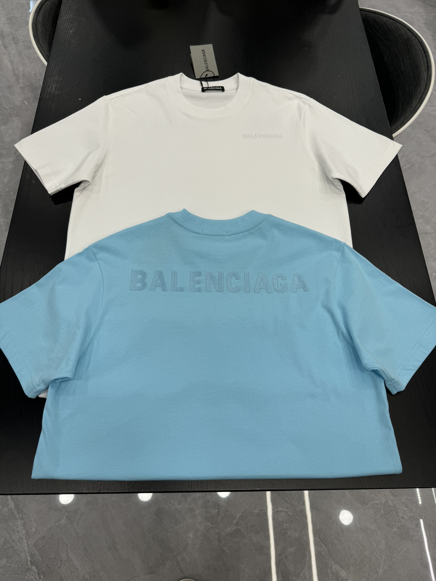 ️巴黎世家BALENCIAGA2024ss新工艺logo纯棉质阔版圆领男士短袖T恤新季新推系列将标识巧妙