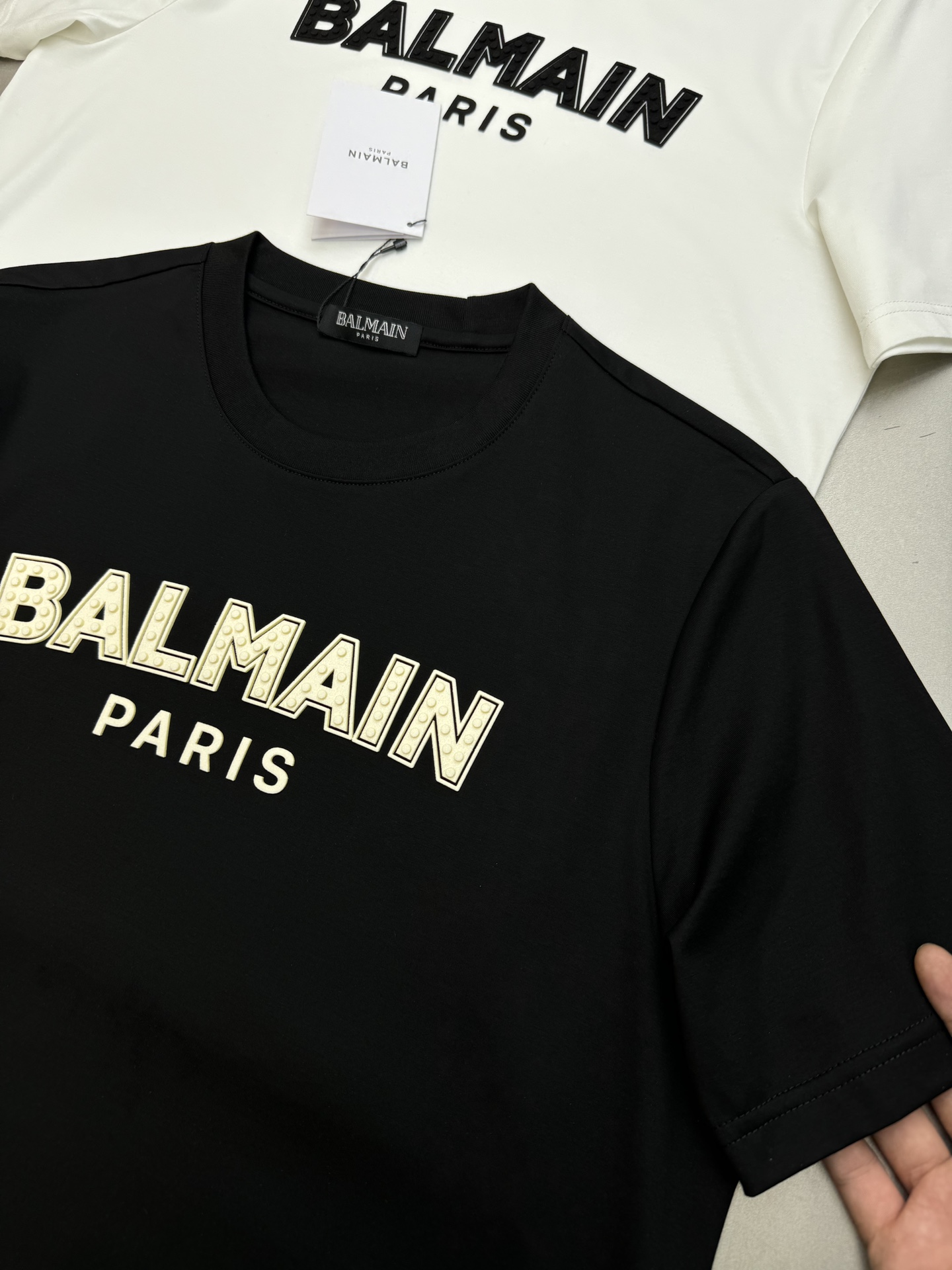 ️BALMAINI*巴尔曼24夏季新款T恤.客供优质190g丝光棉布制成机织技术.相比于普通面料更加富有