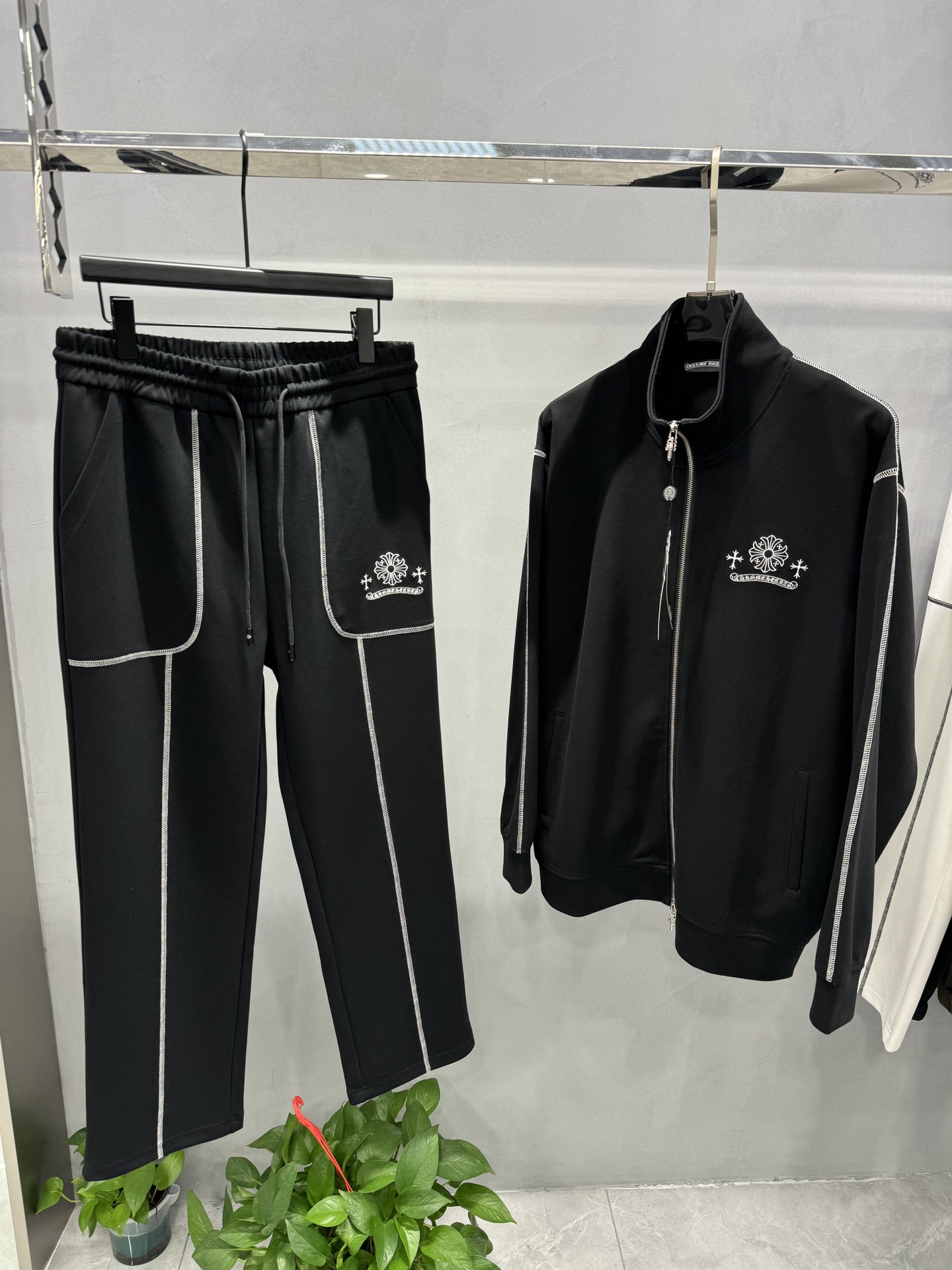 Chrome Hearts Clothing Pants & Trousers Shirts & Blouses Black White Cotton Spring Collection Fashion Sweatpants