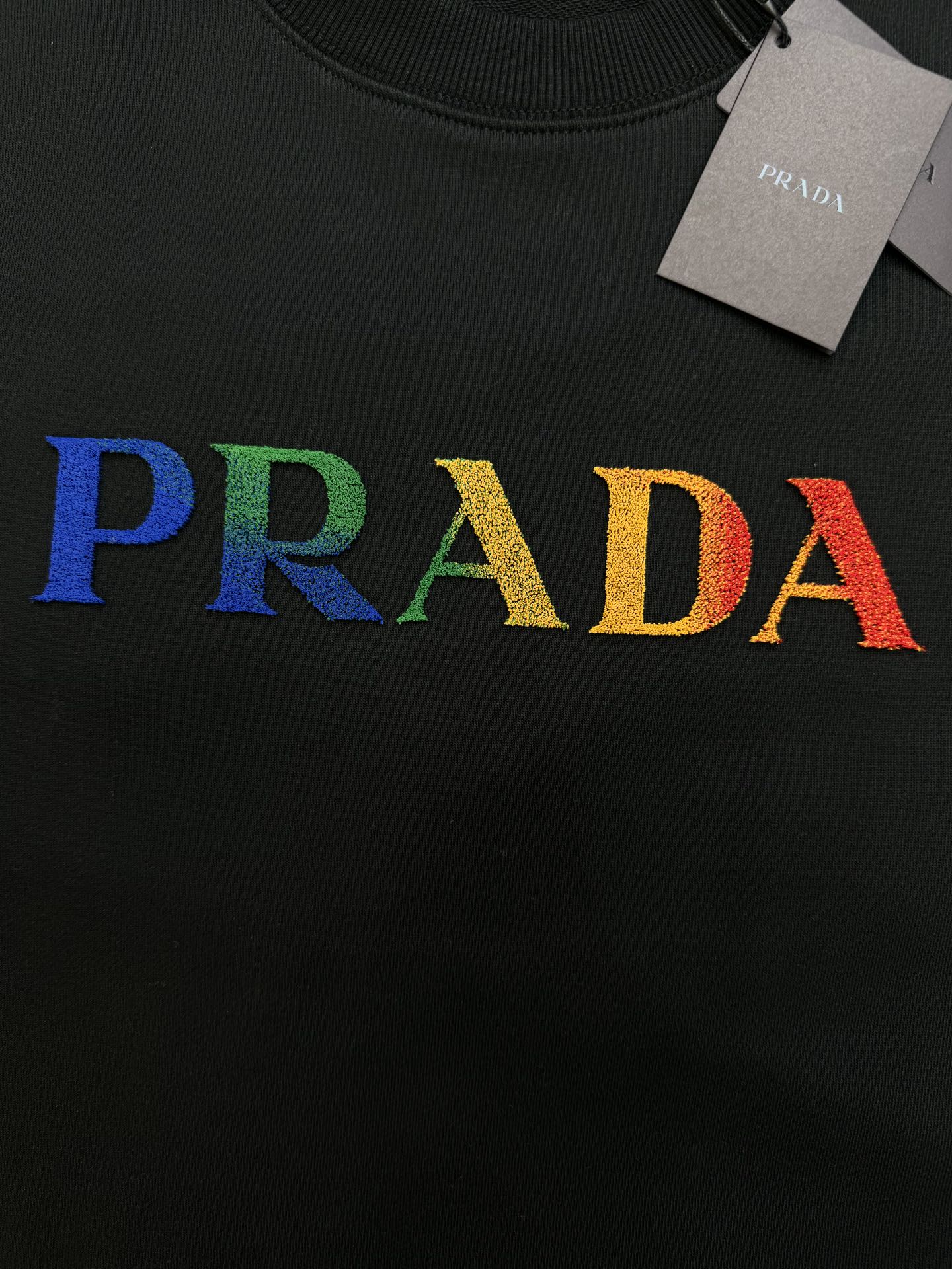 ️PRAD*普拉-达24S新款圆领卫衣.男女同款！最新时尚图形.立体牙刷绣设计.时尚百搭！定制380克卫