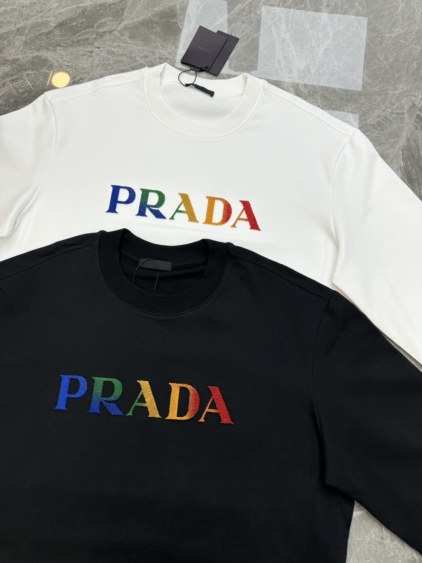 ️PRAD*普拉-达24S新款圆领卫衣.男女同款！最新时尚图形.立体牙刷绣设计.时尚百搭！定制380克卫