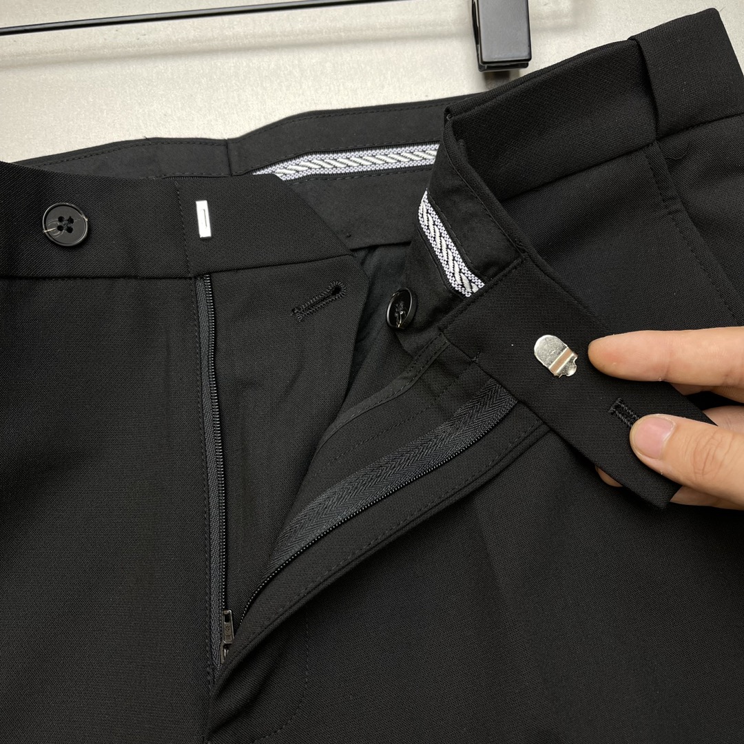 P1425 D & G Men’s Business Suit: Top Quality, High Comfort, Stylish Design - 图片 9