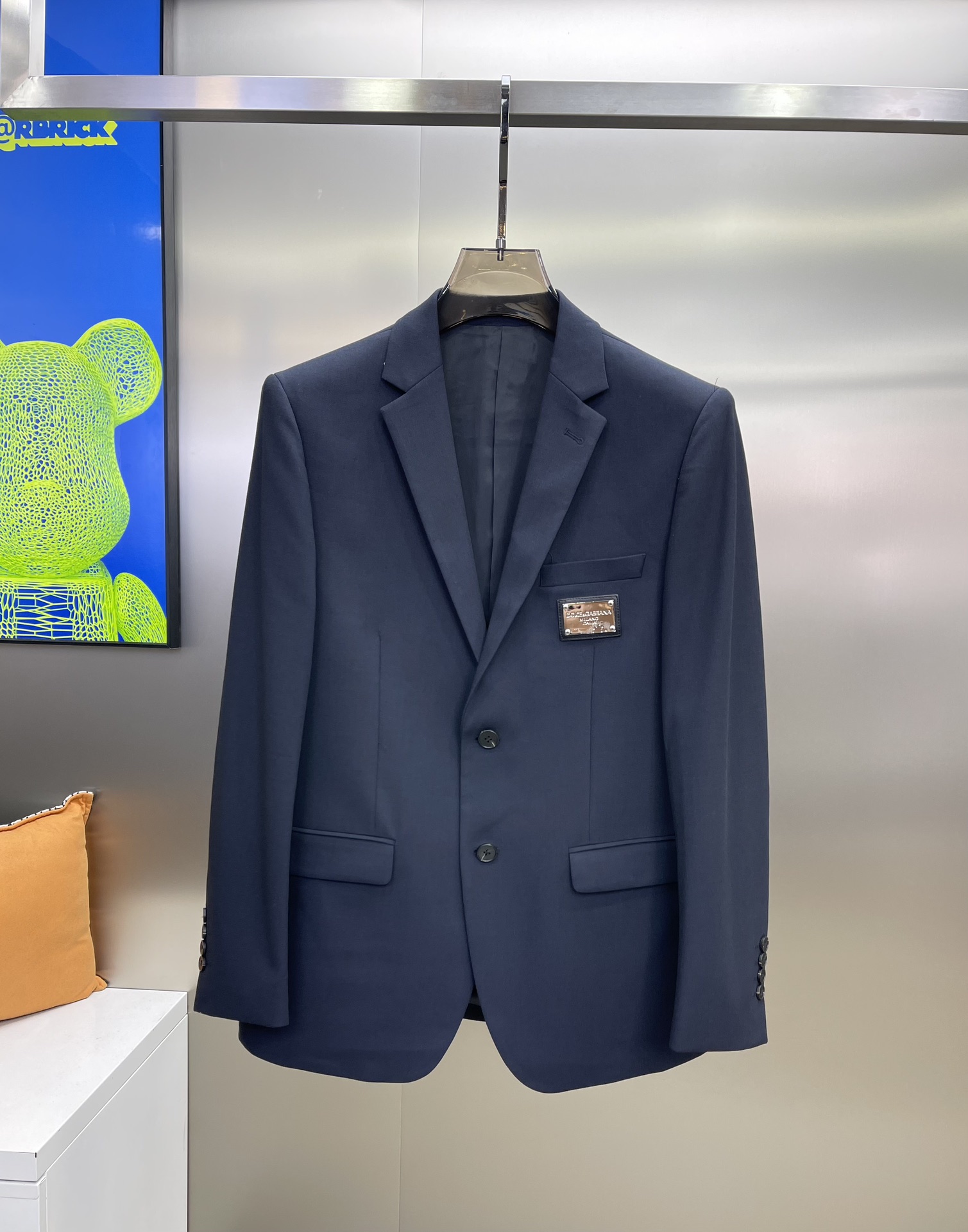 P1425 D & G Men’s Business Suit: Top-of-the-Line Fabric, Tailored Design, Premium Comfort - 图片 2