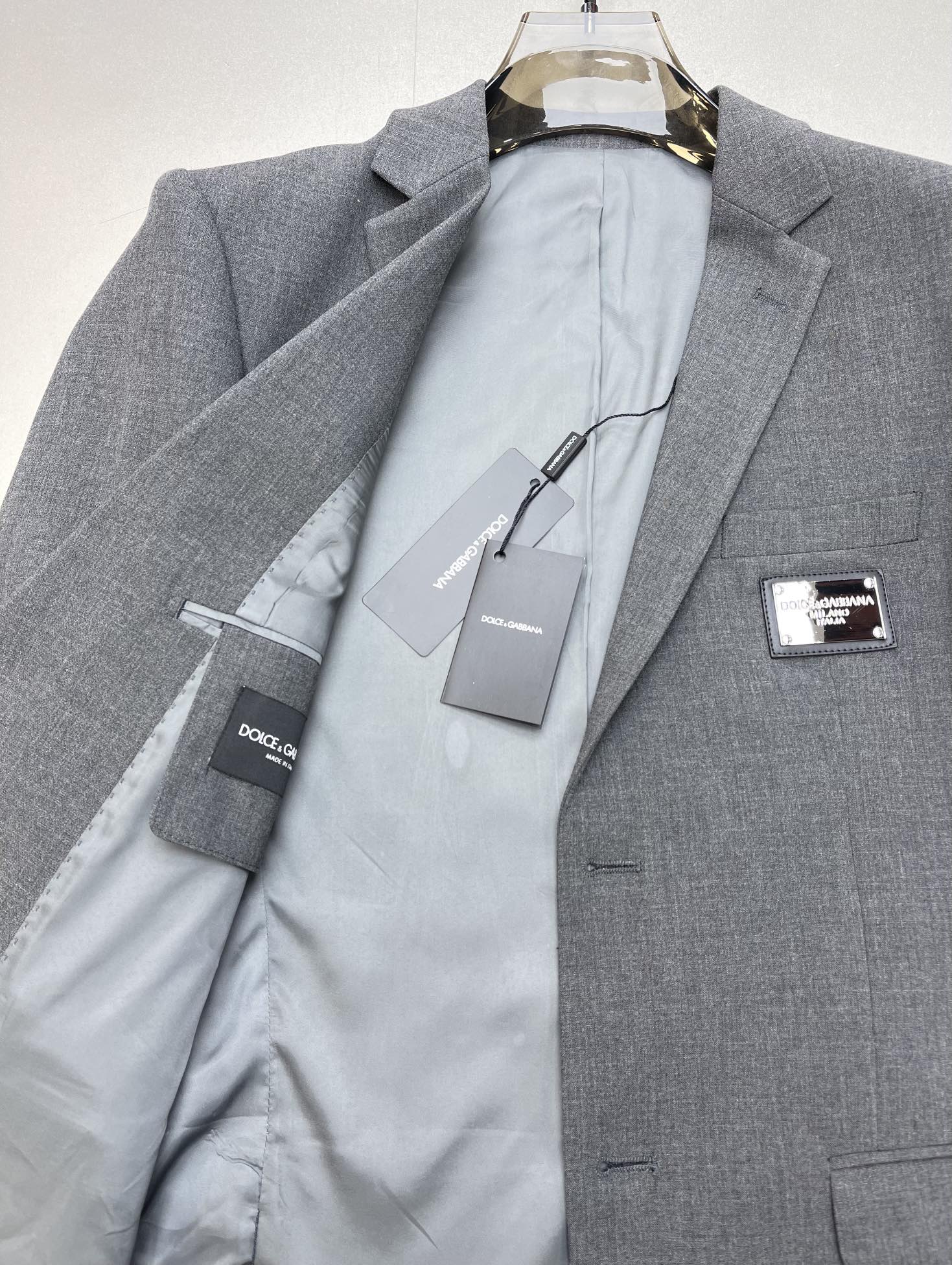 P1425 D & G Men’s Business Suit: Top-of-the-line Fabric, Tailored Design, High Quality Luxuries - 图片 6