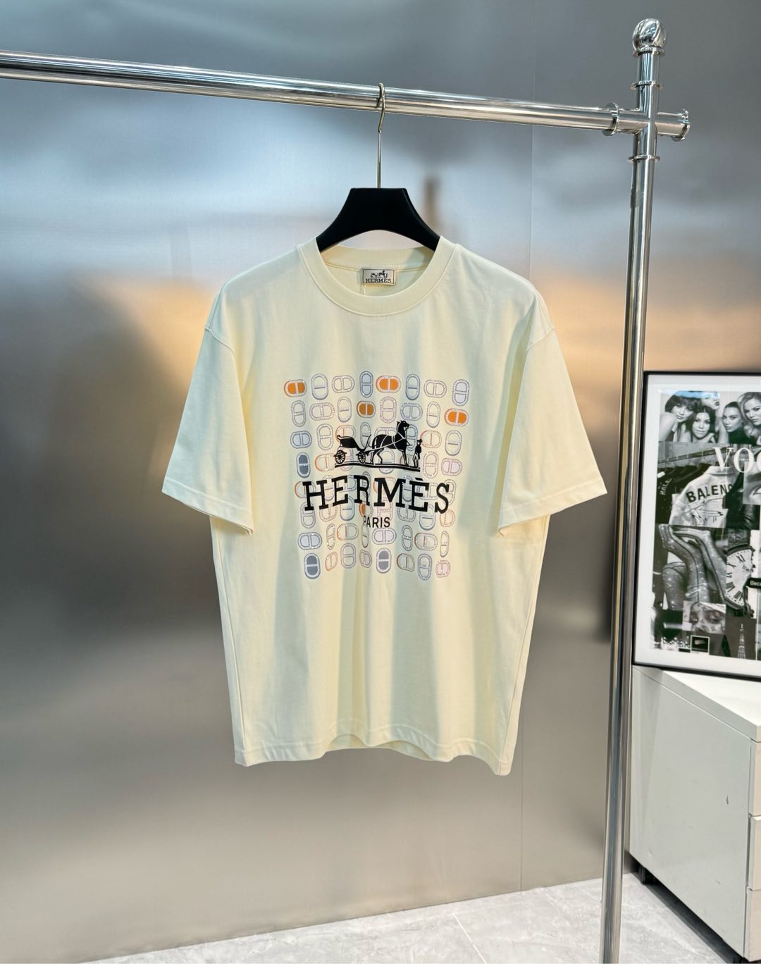 
⚜️HERM*S *爱马*25s新款T恤.男女同款.同步官网发售 ！ 为全新系列注入满满活力，这款单品