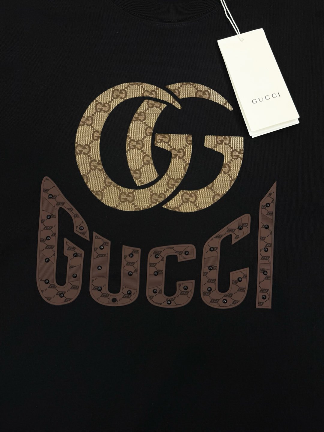 
⚜️GUCC*潮牌25s新款圆领T恤.男女同款～潮人必备！胸前定制品牌图形烫画工艺.双层工艺色彩层次分