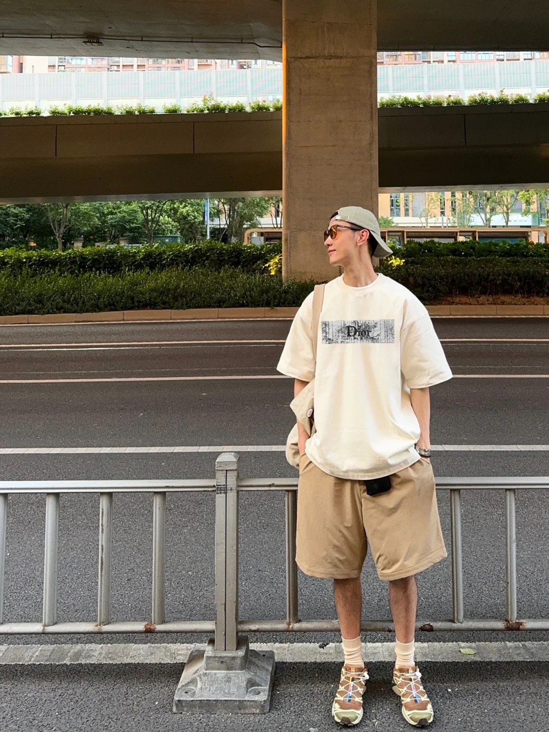 
⚜️DIO*R迪-奥25s新款情侣圆领T恤！胸前新款3D爆裂感立体硅胶印花.300g甄选100%纯棉质