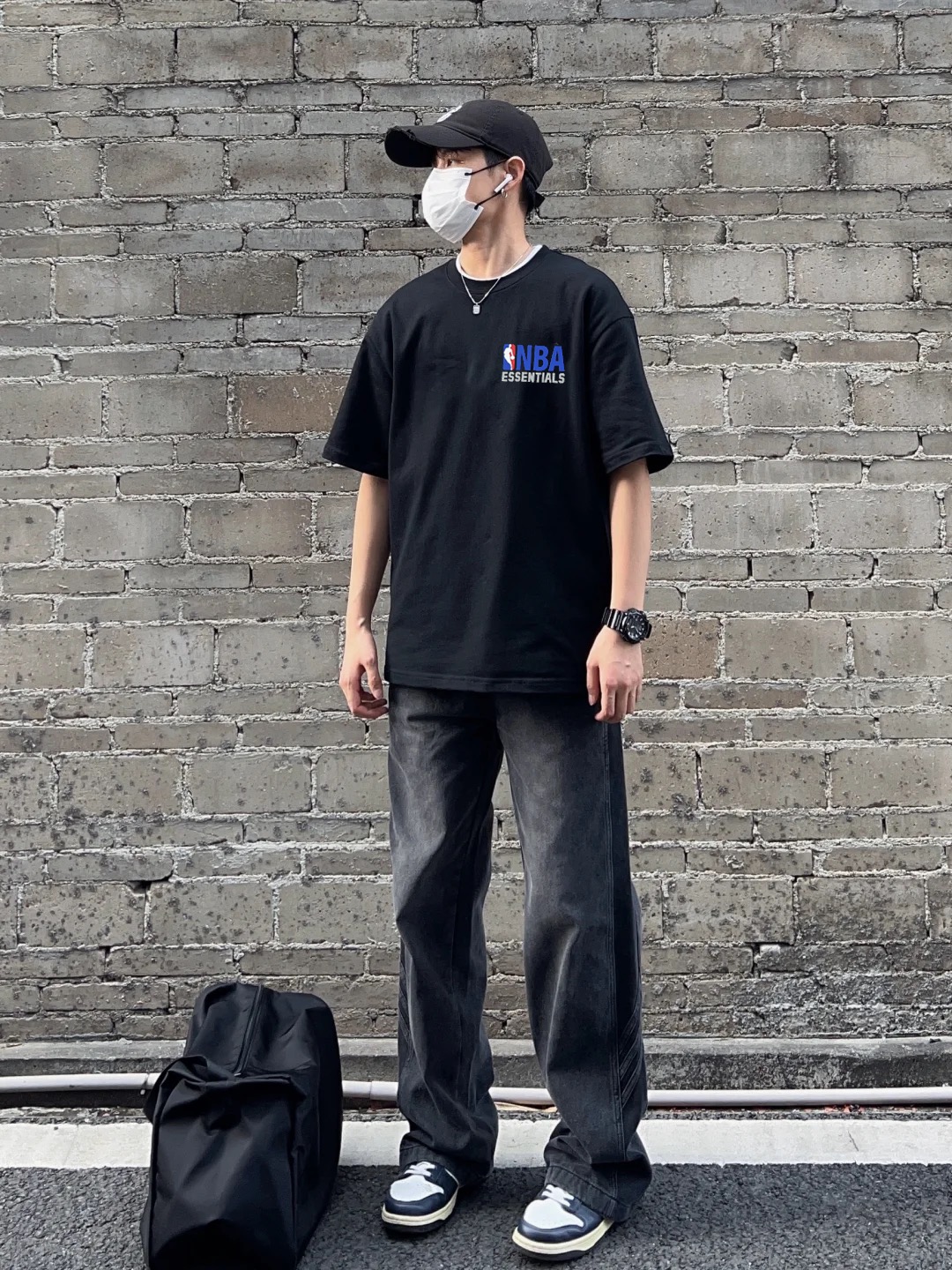 
⚜️ ESSENTIAL*联名NBA潮牌T恤.25s新款推荐！男女同款～极简风街头美学创造经典！重磅来