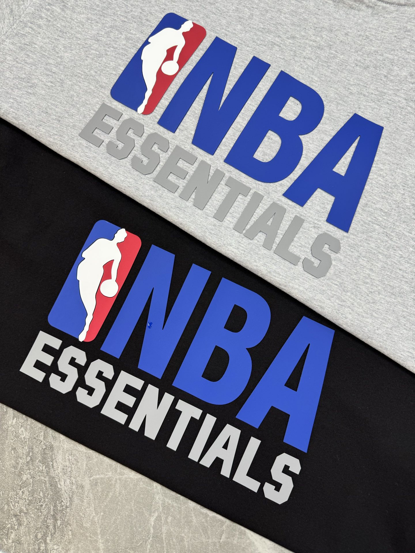 
⚜️ ESSENTIAL*联名NBA潮牌T恤.25s新款推荐！男女同款～极简风街头美学创造经典！重磅来