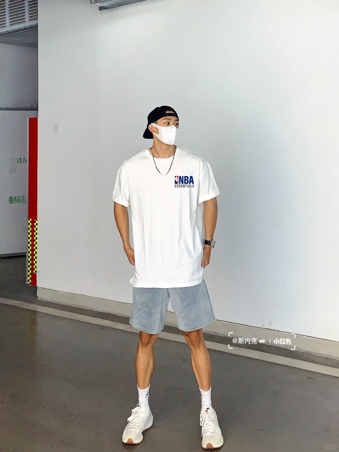 
⚜️ ESSENTIAL*联名NBA潮牌T恤.25s新款推荐！男女同款～极简风街头美学创造经典！重磅来