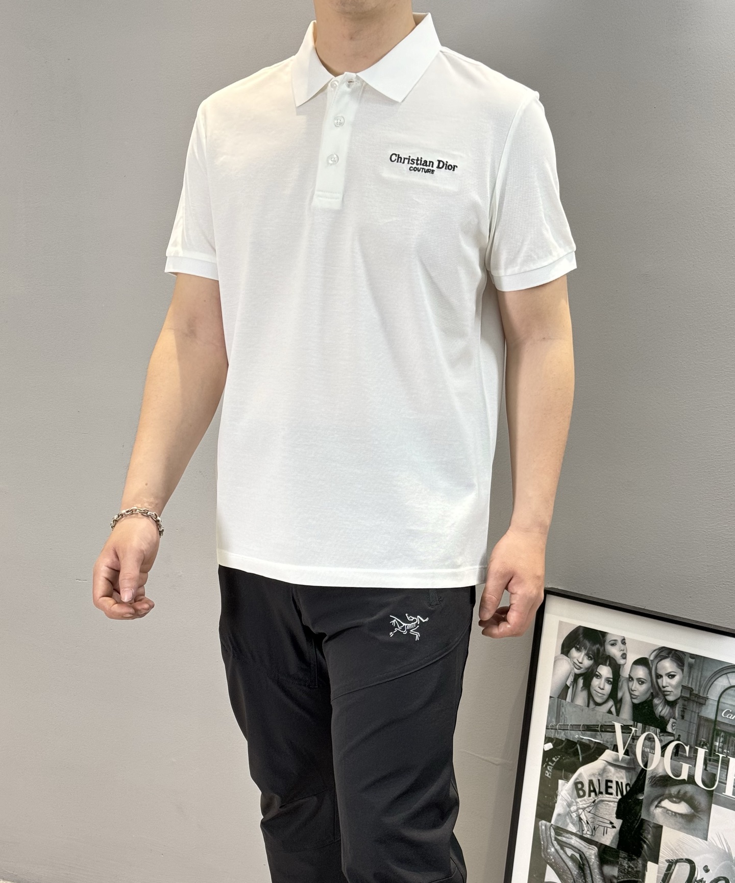 
⚜️Christian Dior 2025s新款推荐.胸前经典刺绣POLO衫.采用哑光线进口绣花机器 