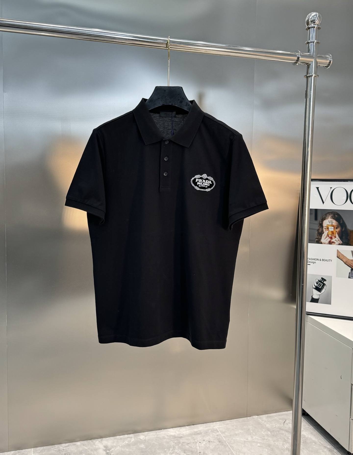 
⚜️PRAD*A普拉-达2025ss夏季新款 logo男士翻领Polo衫！经典商务男款，简约时尚大气不