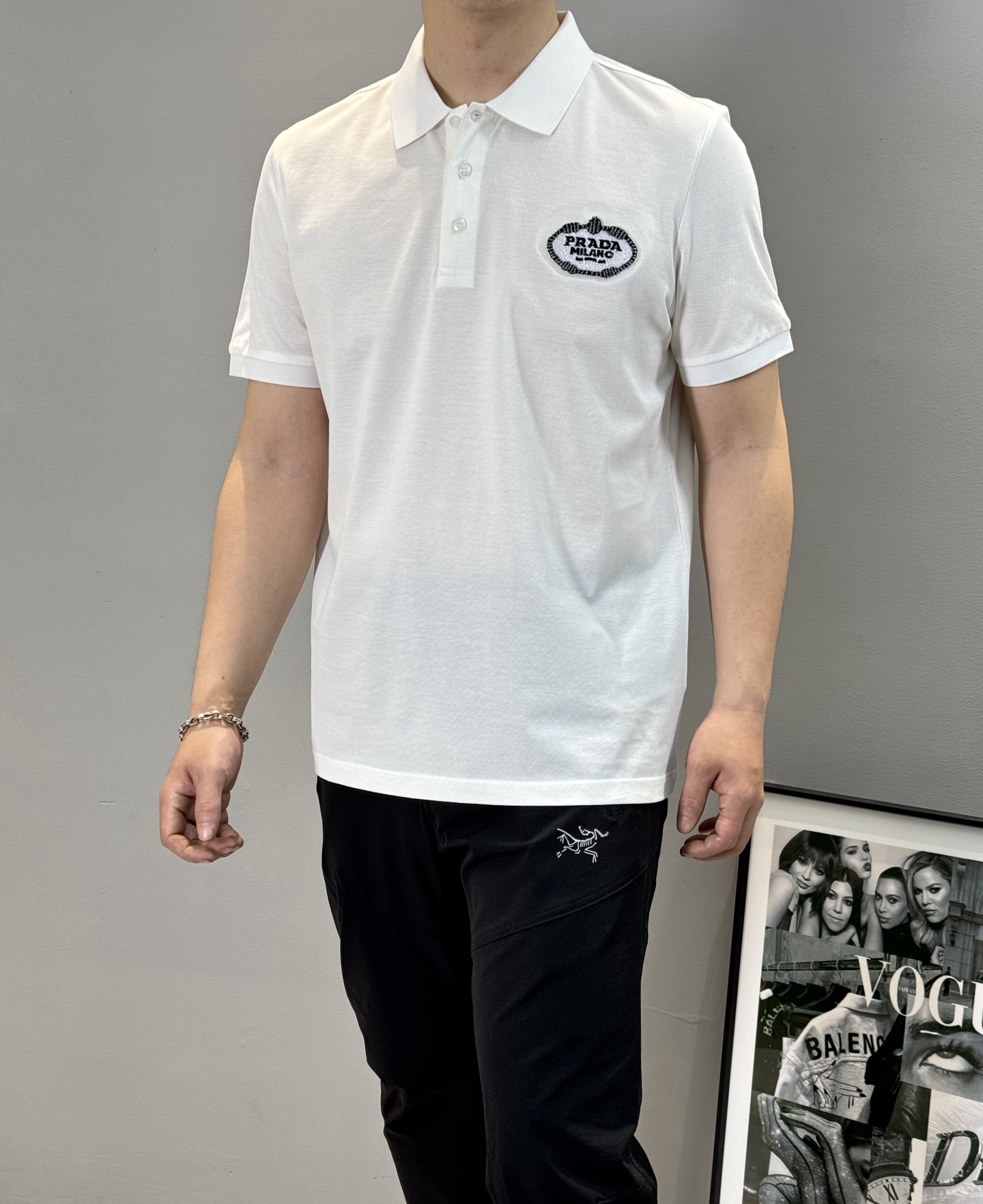 
⚜️PRAD*A普拉-达2025ss夏季新款 logo男士翻领Polo衫！经典商务男款，简约时尚大气不