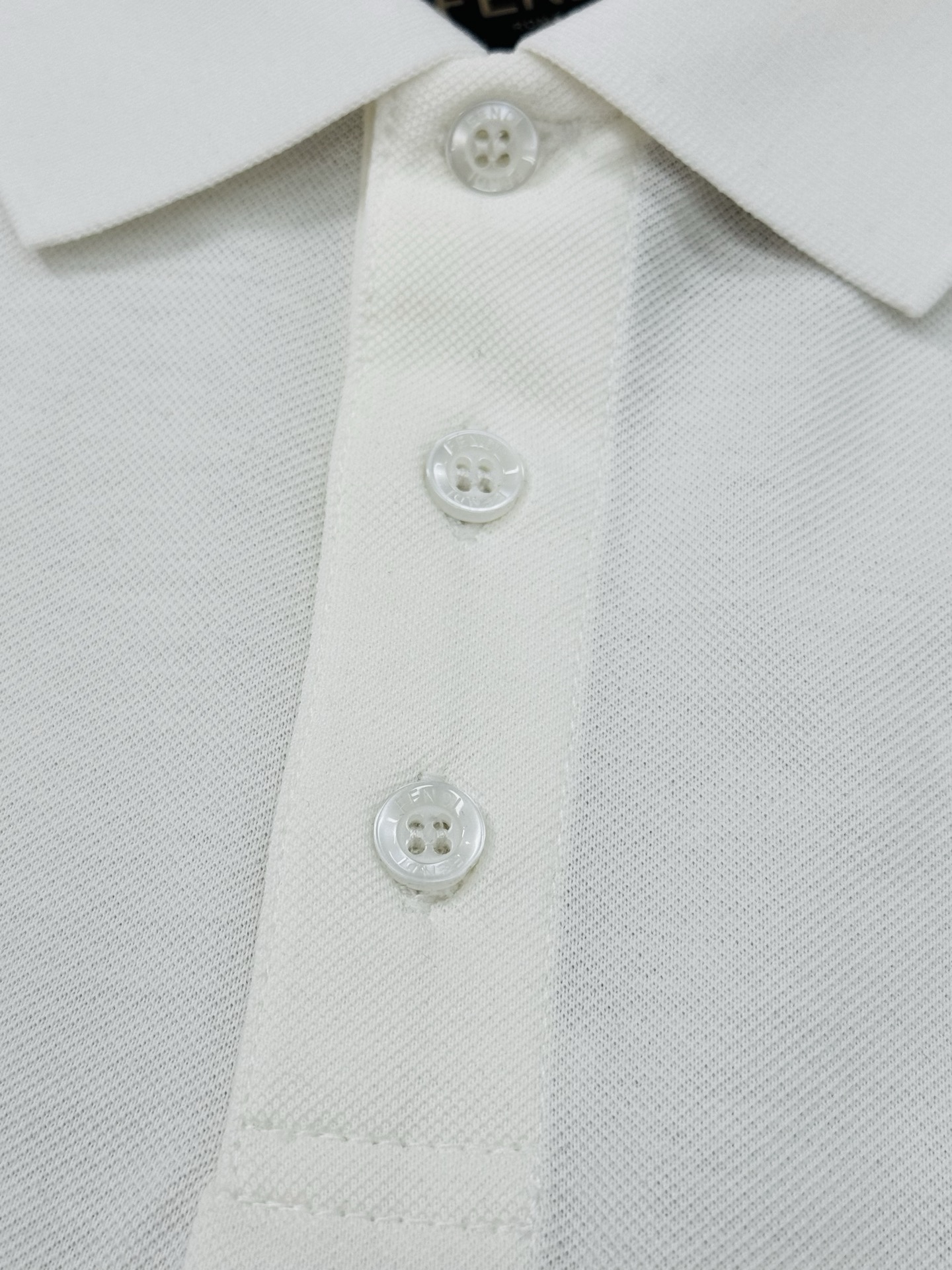 
⚜️FEND*芬-迪25s夏季男士休闲POLO.经典小怪兽.打造灵动生趣的品牌力量…让品牌更具看点与规