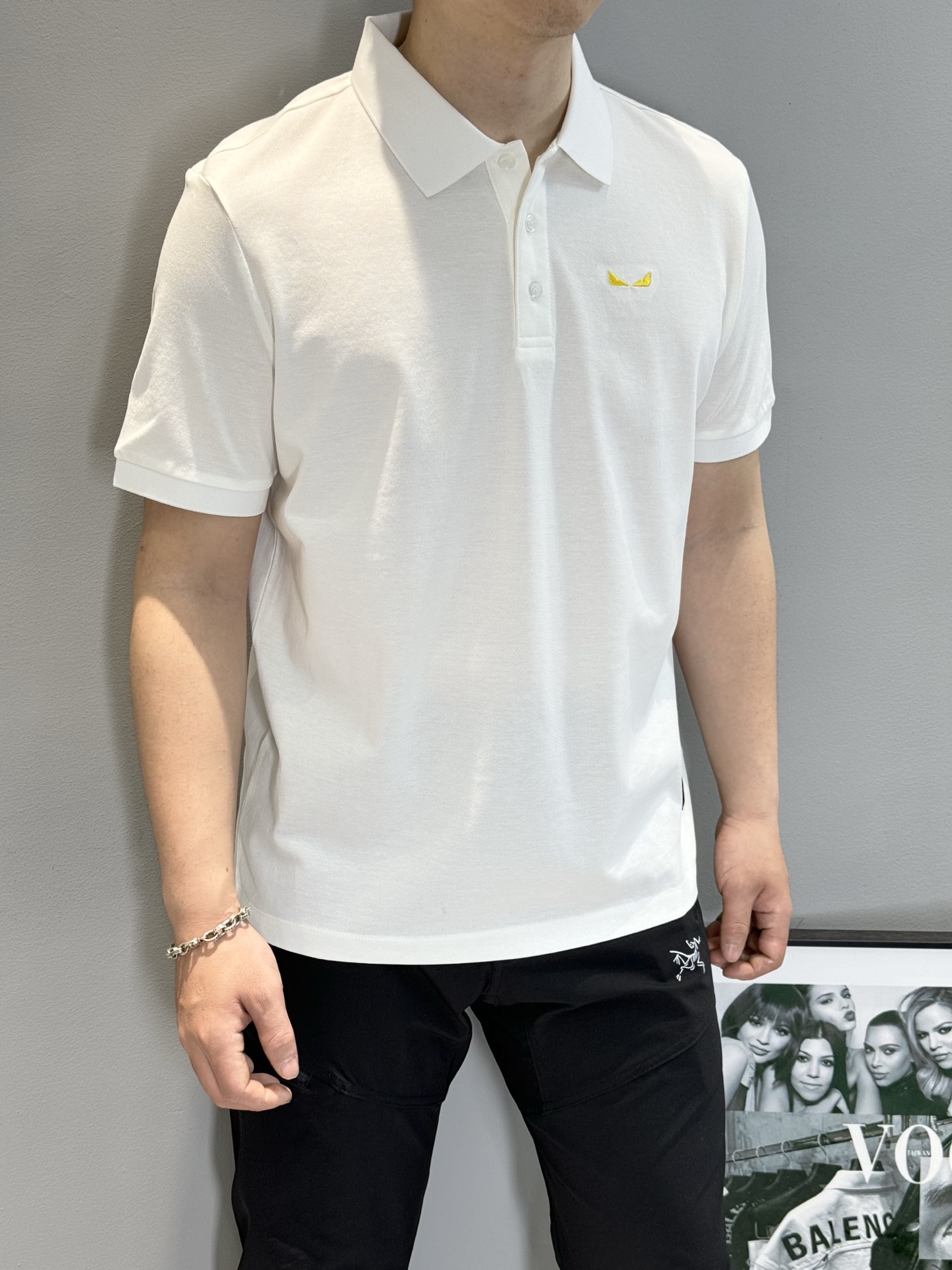 
⚜️FEND*芬-迪25s夏季男士休闲POLO.经典小怪兽.打造灵动生趣的品牌力量…让品牌更具看点与规