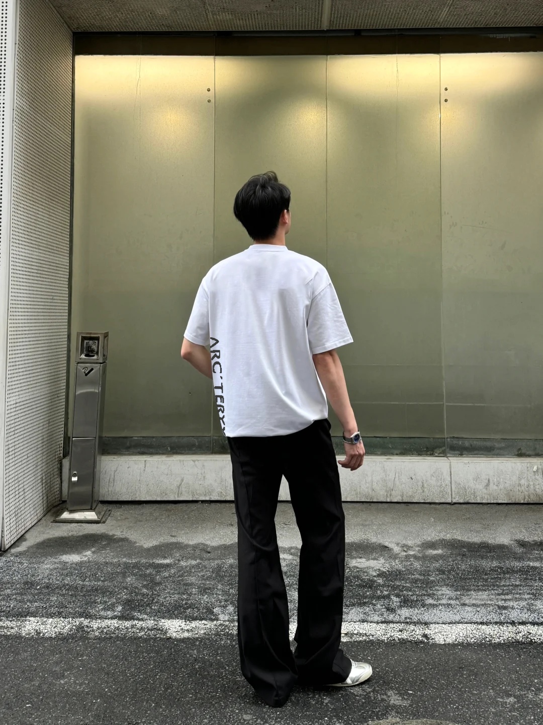 
⚜️ARC'TERY*始祖-鸟25s爆款推荐.男女同款！高品质高版本，此款胸前及侧身字母Logo立体烫