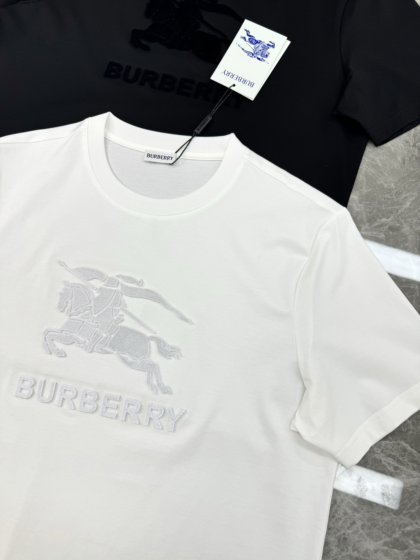 
        BBR*巴宝-莉2025s新品短袖T恤，重工立体牙刷绣.高逼格工艺.战马造型立体感满满