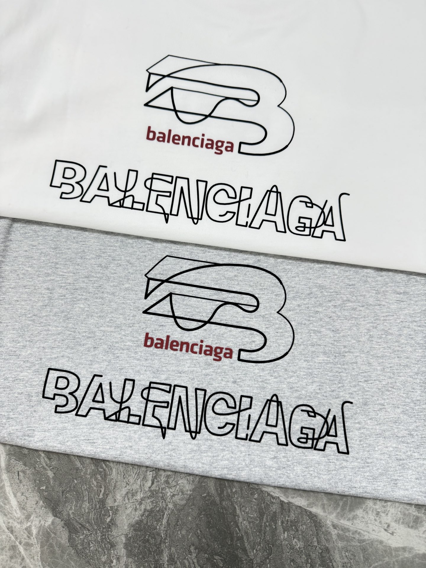 
        Balenciag*巴黎25s新款圆领T恤.潮牌T恤！男女同款～不同工艺呈现不一样的视