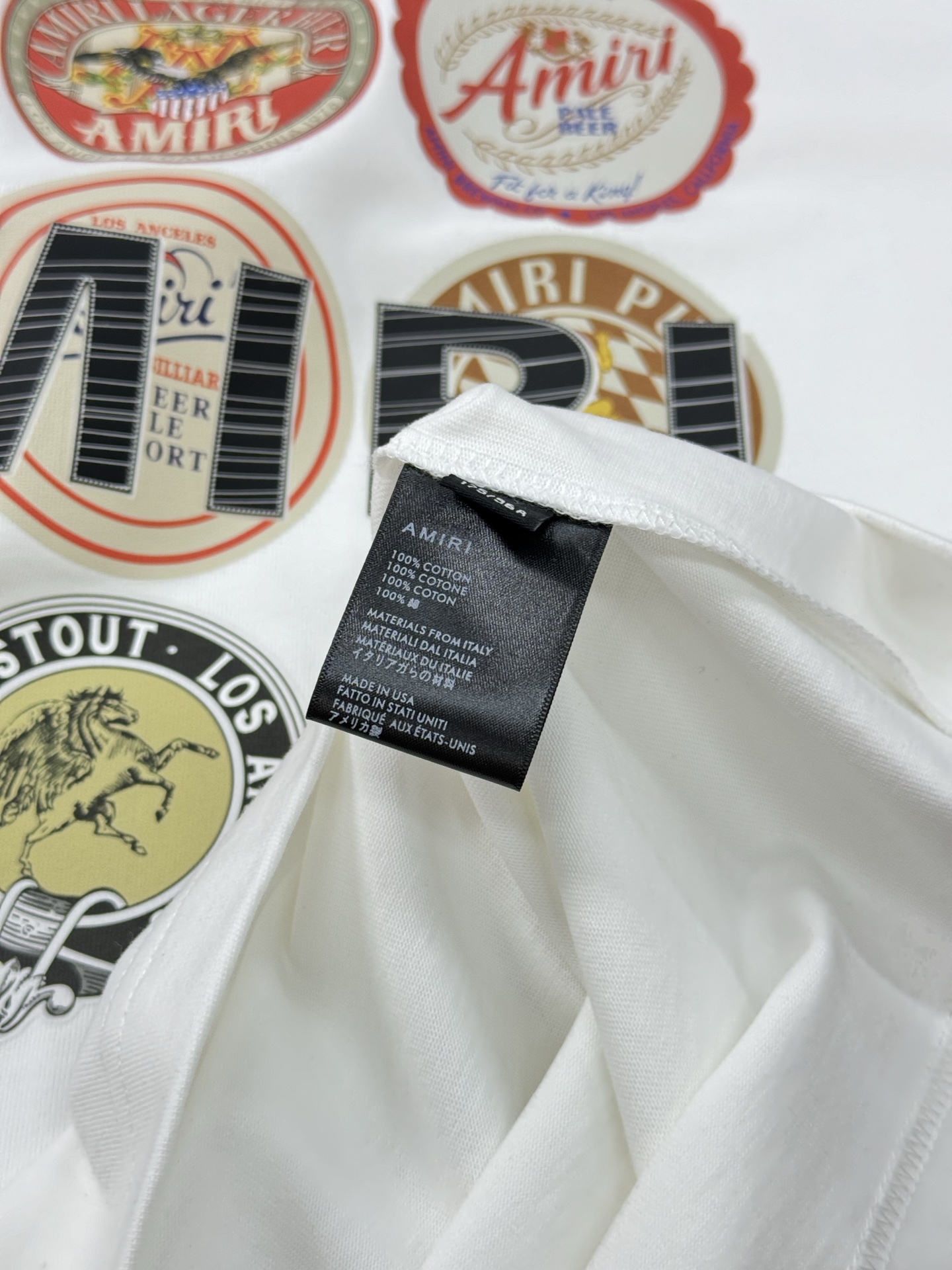 
        AMIRI*25s新款圆领T恤.男女同款！基础款字母印花.色彩层析分明.简单明了的理念
