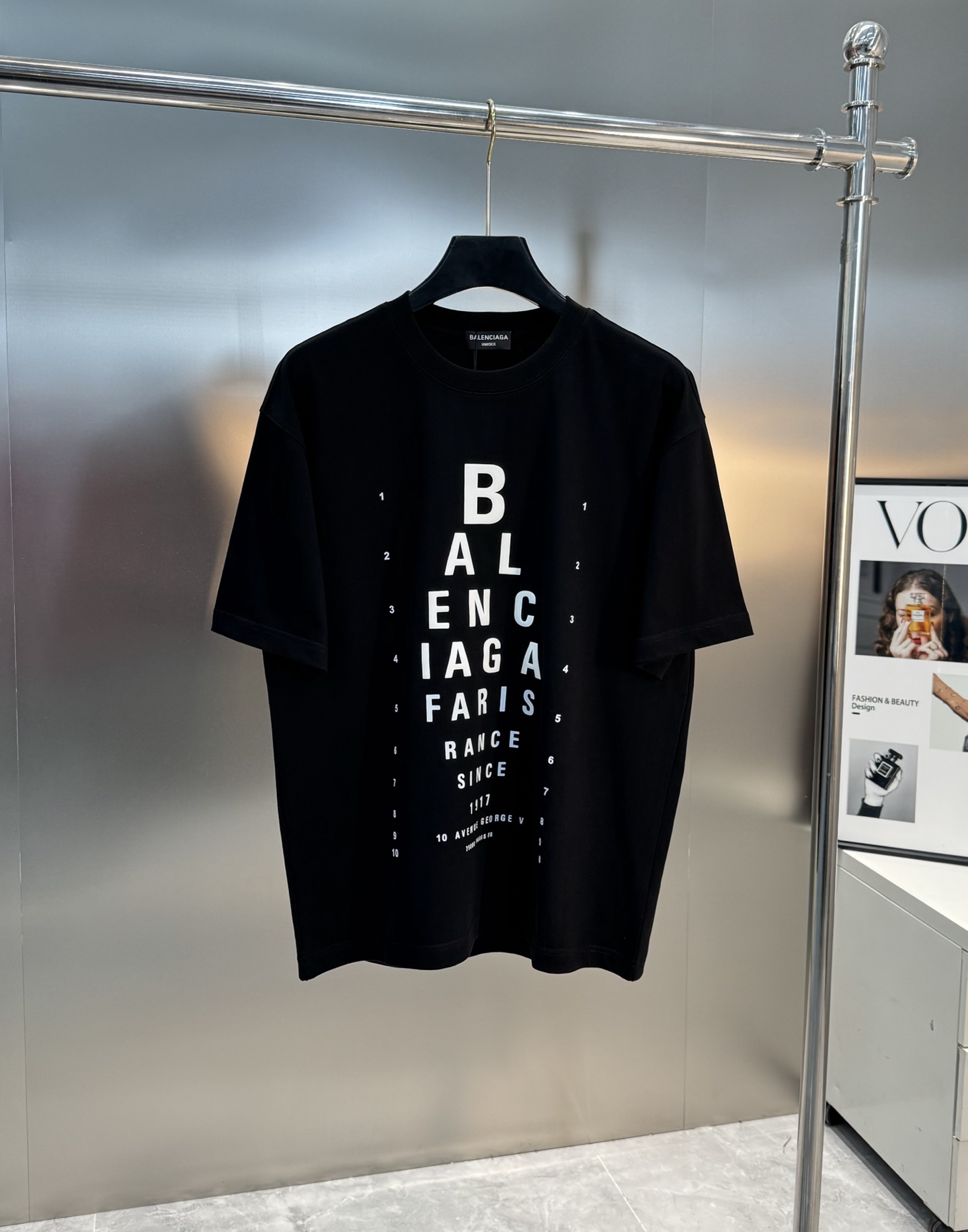
 BALENCIAG*巴黎世*25s新款T恤.男女同款推荐！高克重300g纯棉面料，柔软舒适.透气吸汗