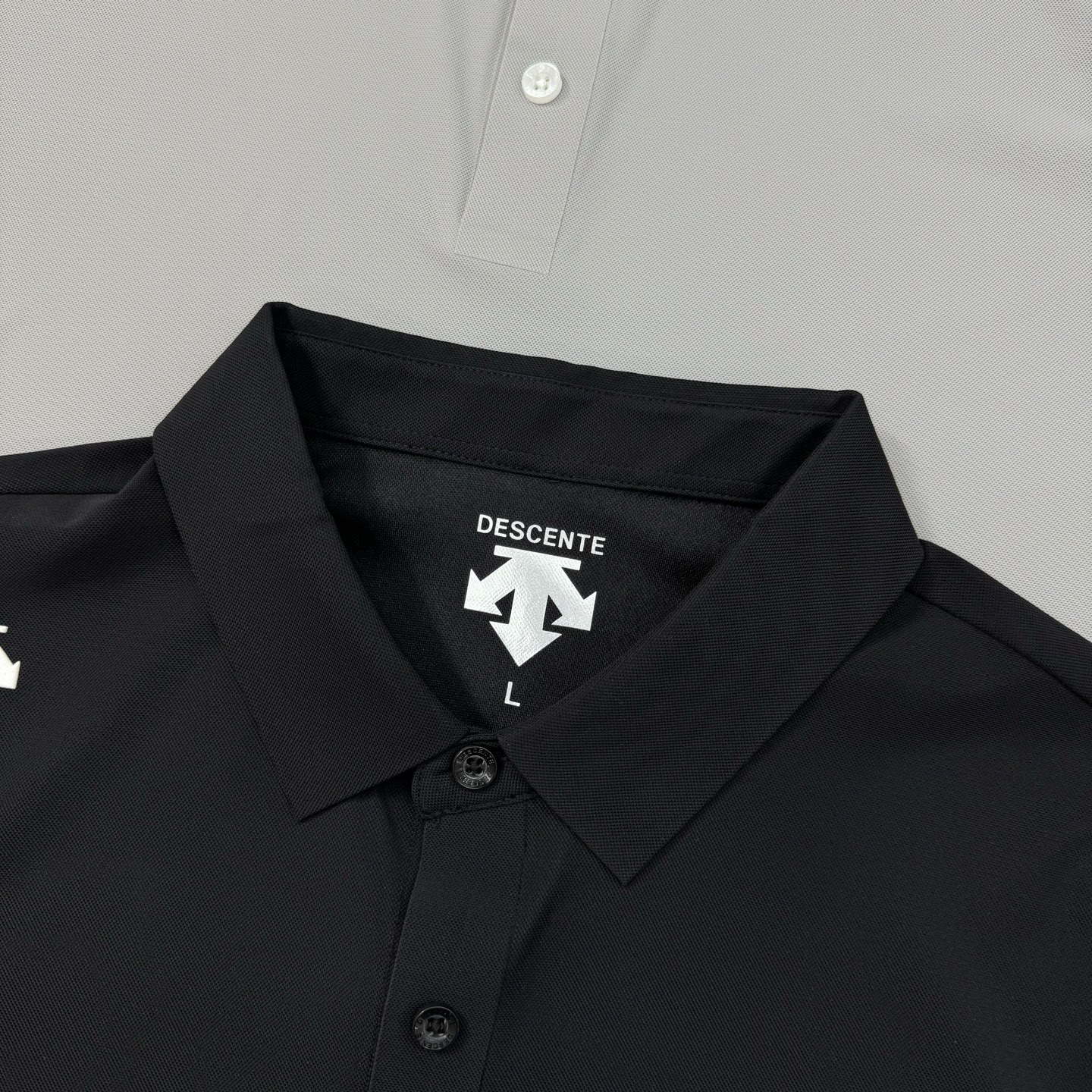 DESCENT*迪桑-特25s夏季男士休闲POLO，无缝技术！颜值代表作，肩部硅胶立体LOGO点缀，袖口
