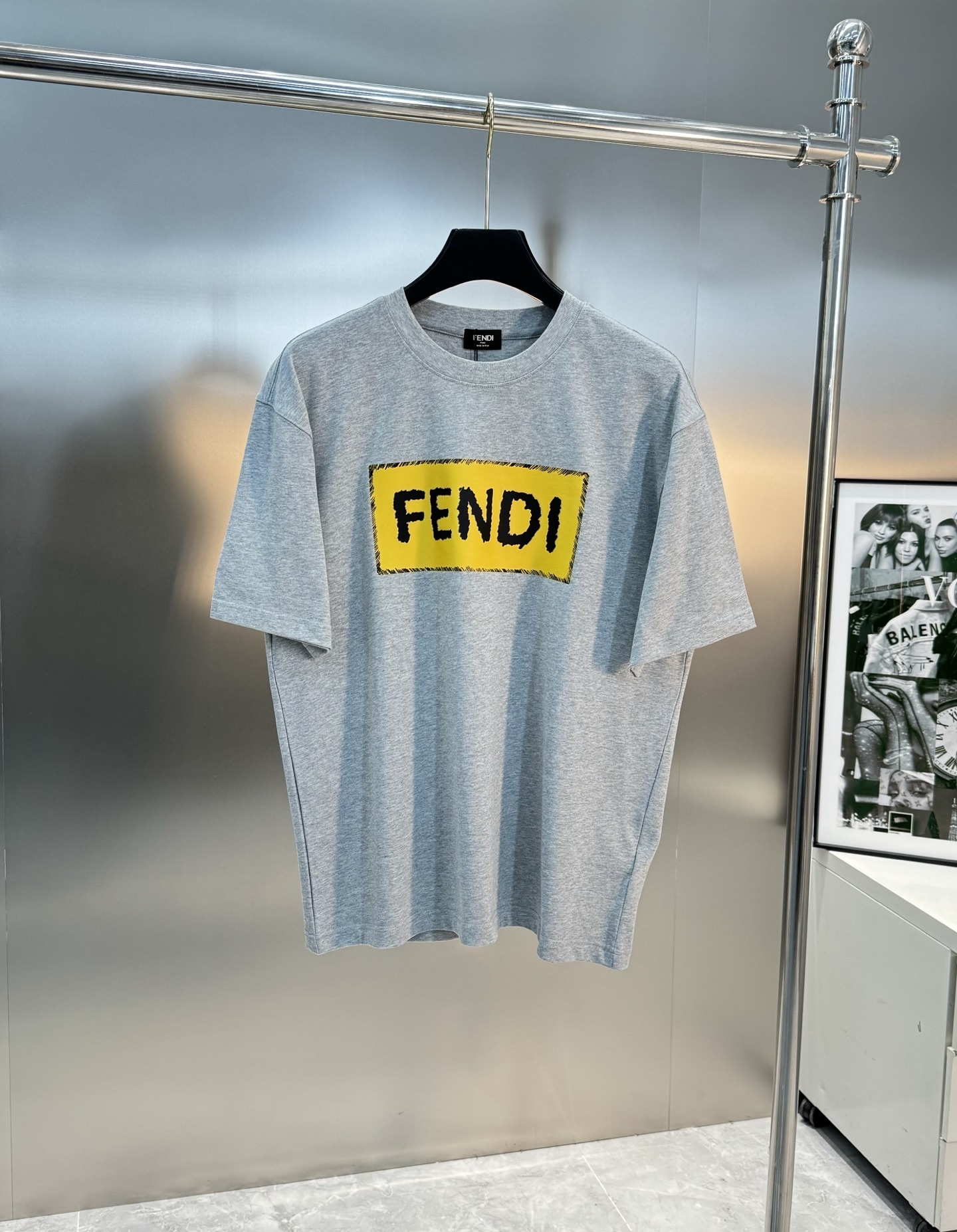 FEN*I 芬*迪25s新款FD家族FF男女同款短袖T恤,男女同款百搭…标志性FD黄LOGO值得自留和