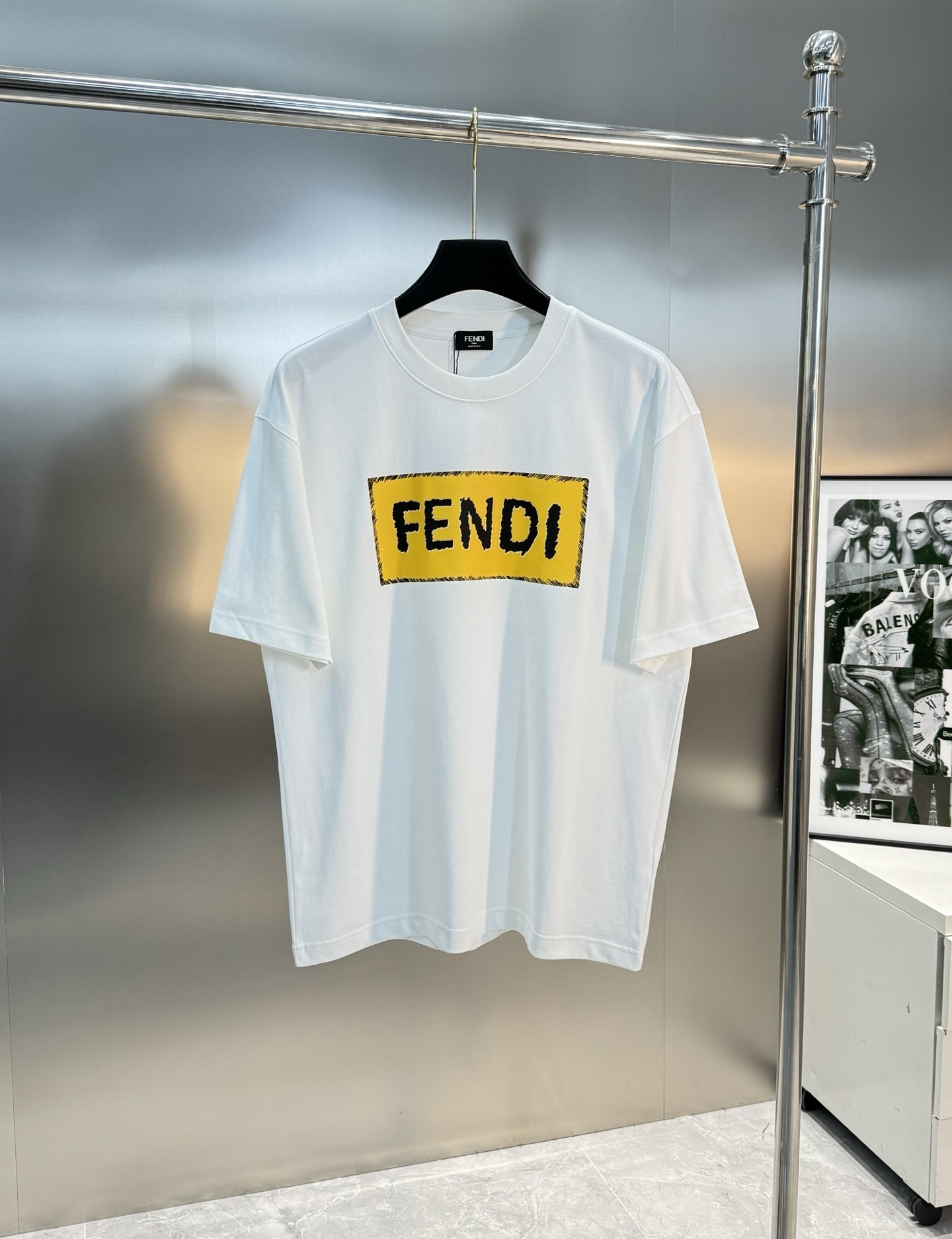 FEN*I 芬*迪25s新款FD家族FF男女同款短袖T恤,男女同款百搭…标志性FD黄LOGO值得自留和