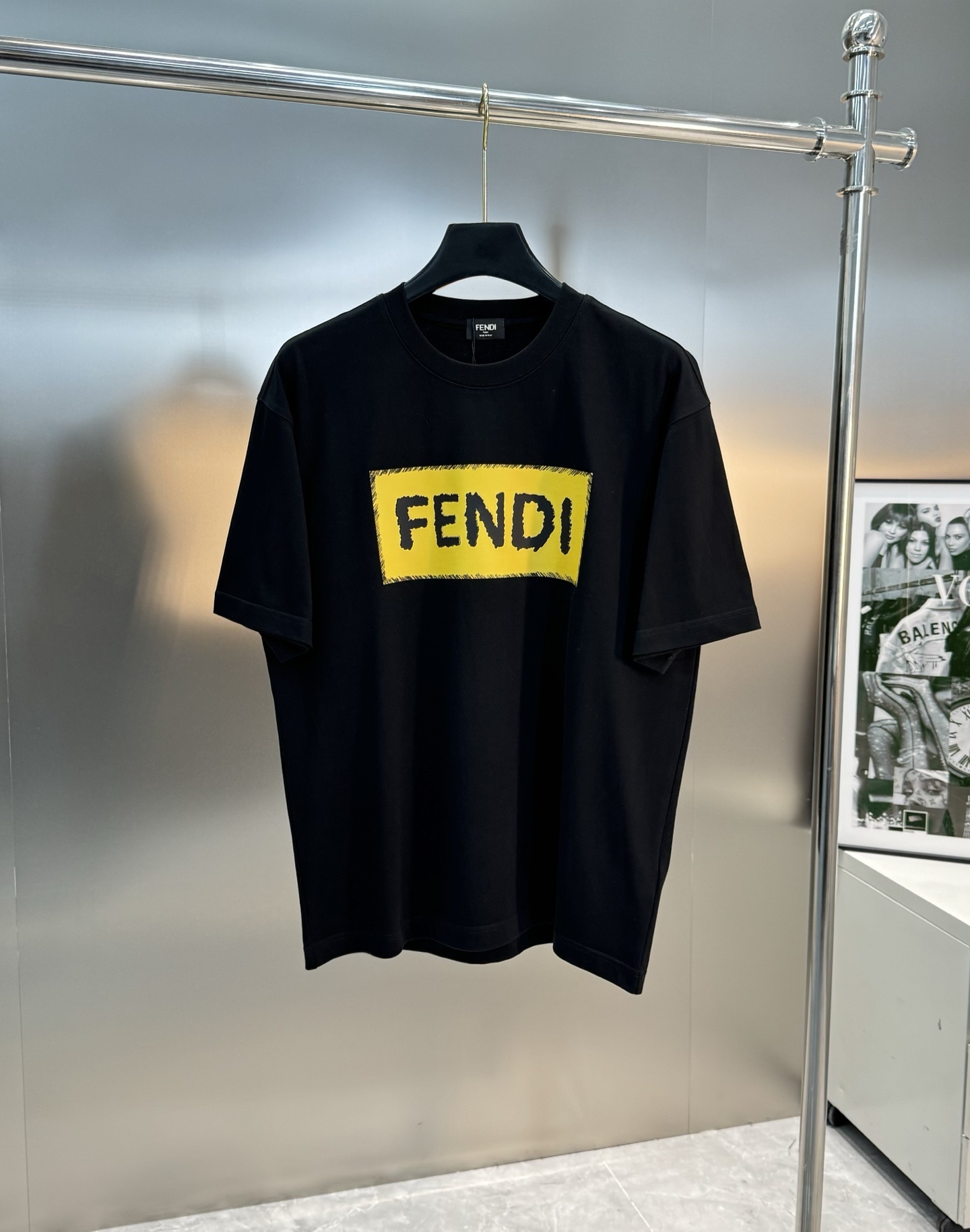FEN*I 芬*迪25s新款FD家族FF男女同款短袖T恤,男女同款百搭…标志性FD黄LOGO值得自留和