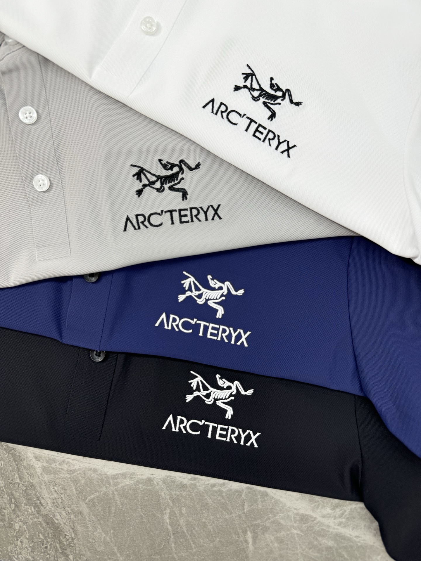 ARC'TERY*X始祖-鸟25s夏季男士休闲POLO，经典款式.颜值代表作，胸口3D精致绣花画龙点睛.