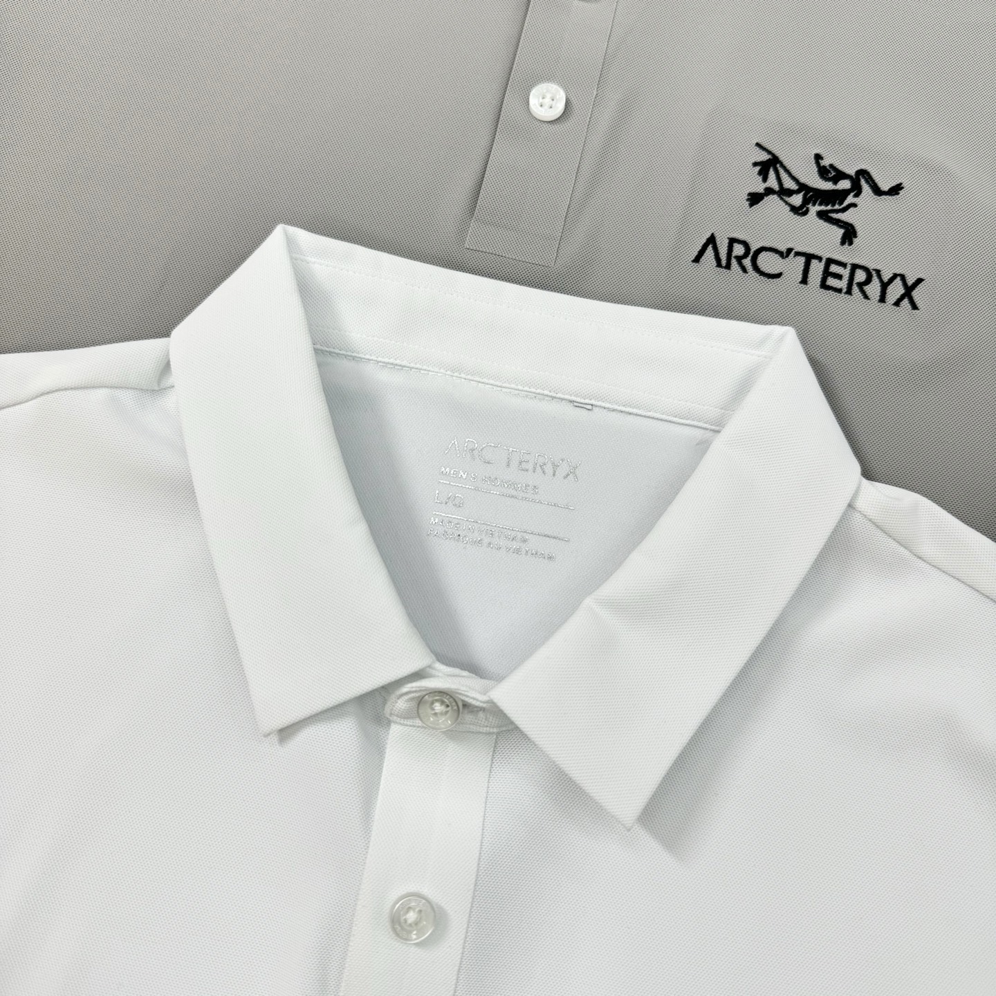 ARC'TERY*X始祖-鸟25s夏季男士休闲POLO，经典款式.颜值代表作，胸口3D精致绣花画龙点睛.