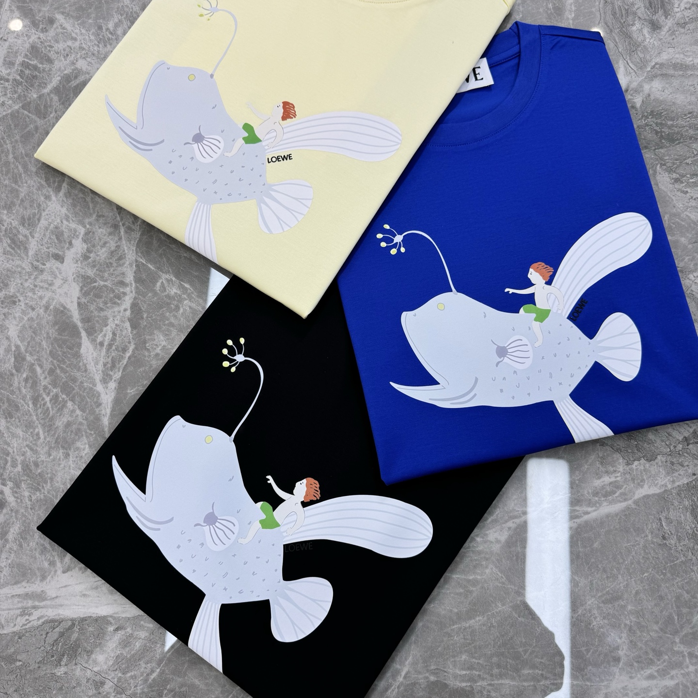 漫画感。经典升级，25年必定🔥LOEW*罗意威-25s春夏新款圆领短袖......个人非常看好的一个款，