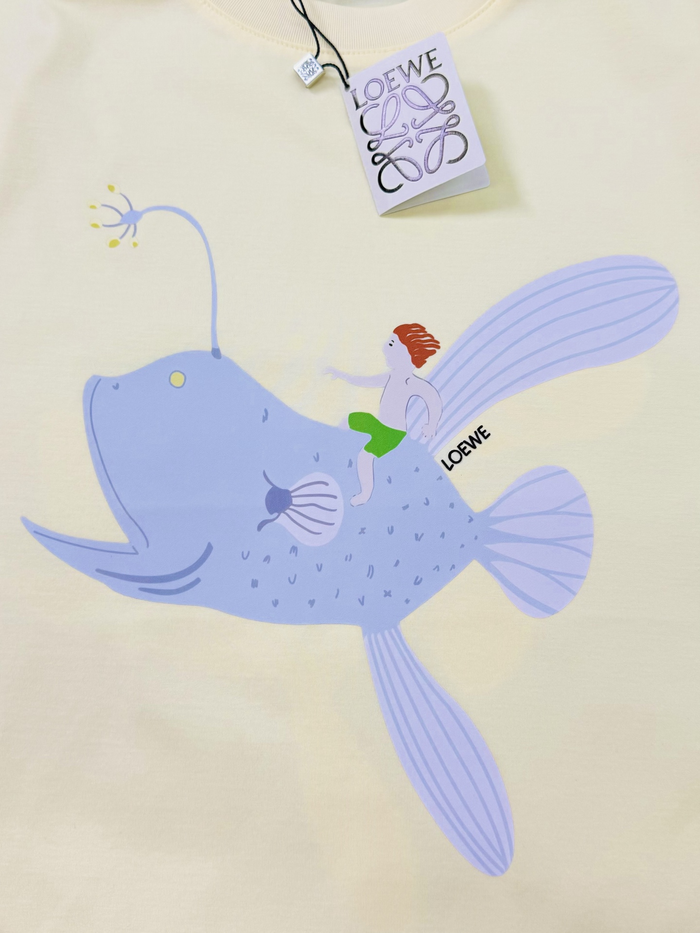 漫画感。经典升级，25年必定🔥LOEW*罗意威-25s春夏新款圆领短袖......个人非常看好的一个款，