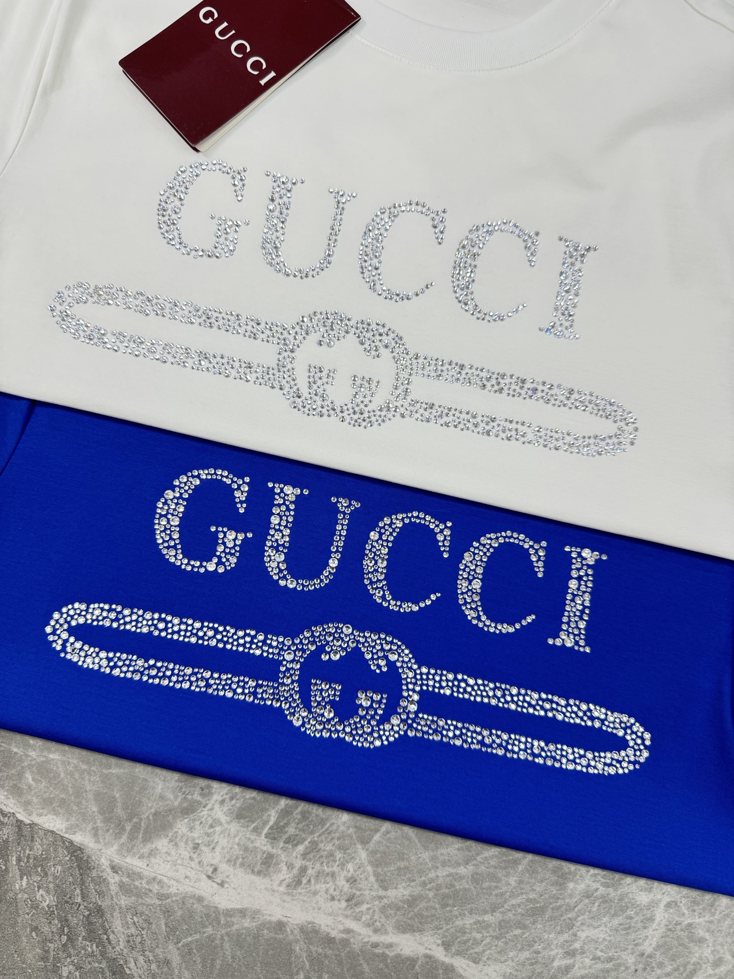 GUCC*25S春夏款T恤！经典烫钻字母短袖T恤！胸前高温3D立体烫钻.面料采190g100%丝光棉. 