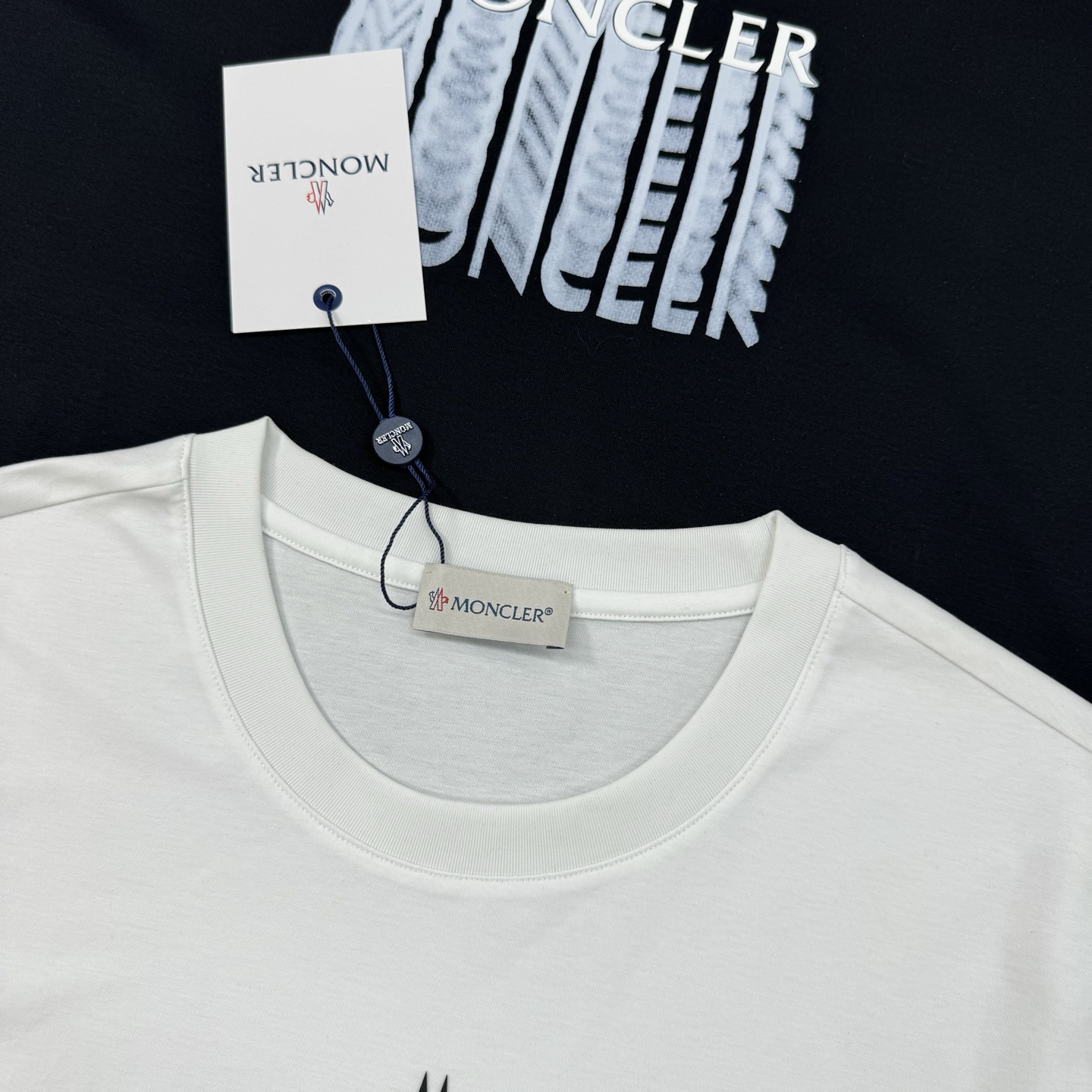 MON CLE*蒙-口25s夏季新款圆领短袖.品牌图形LOGO辨识度鲜明超级走心！选用客供190g丝光棉
