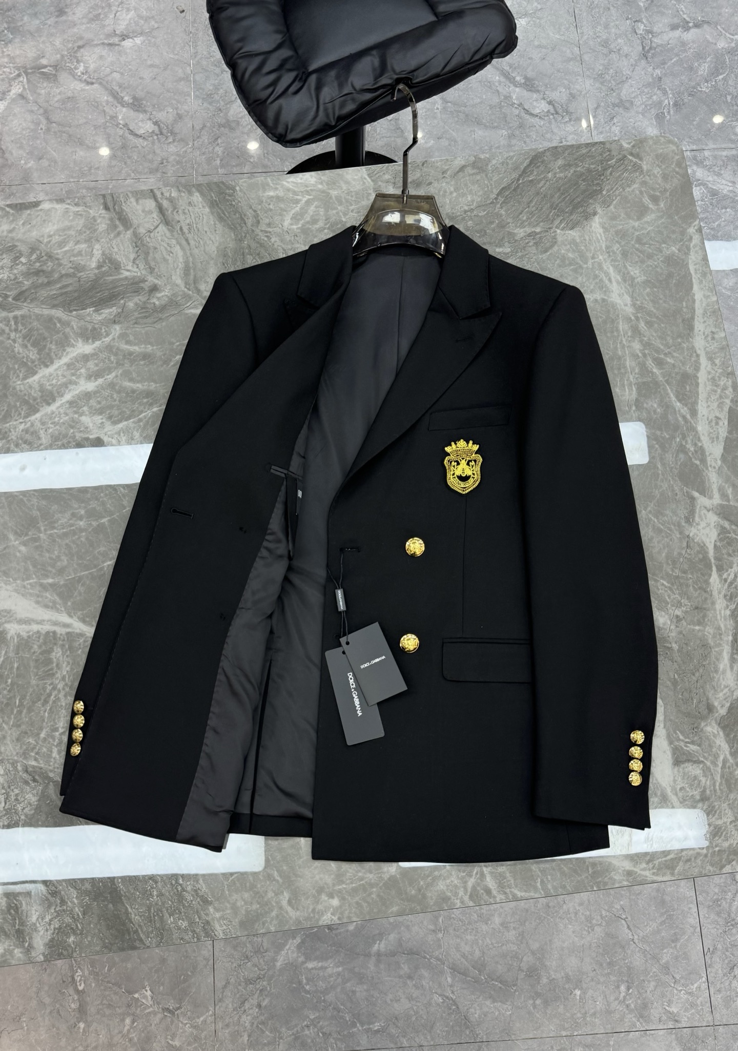 D&G*杜嘉-班纳2025s新款男士商务套西！超高端顶尖一线成衣手工系列，西装领域里的佼佼者，世界公认的