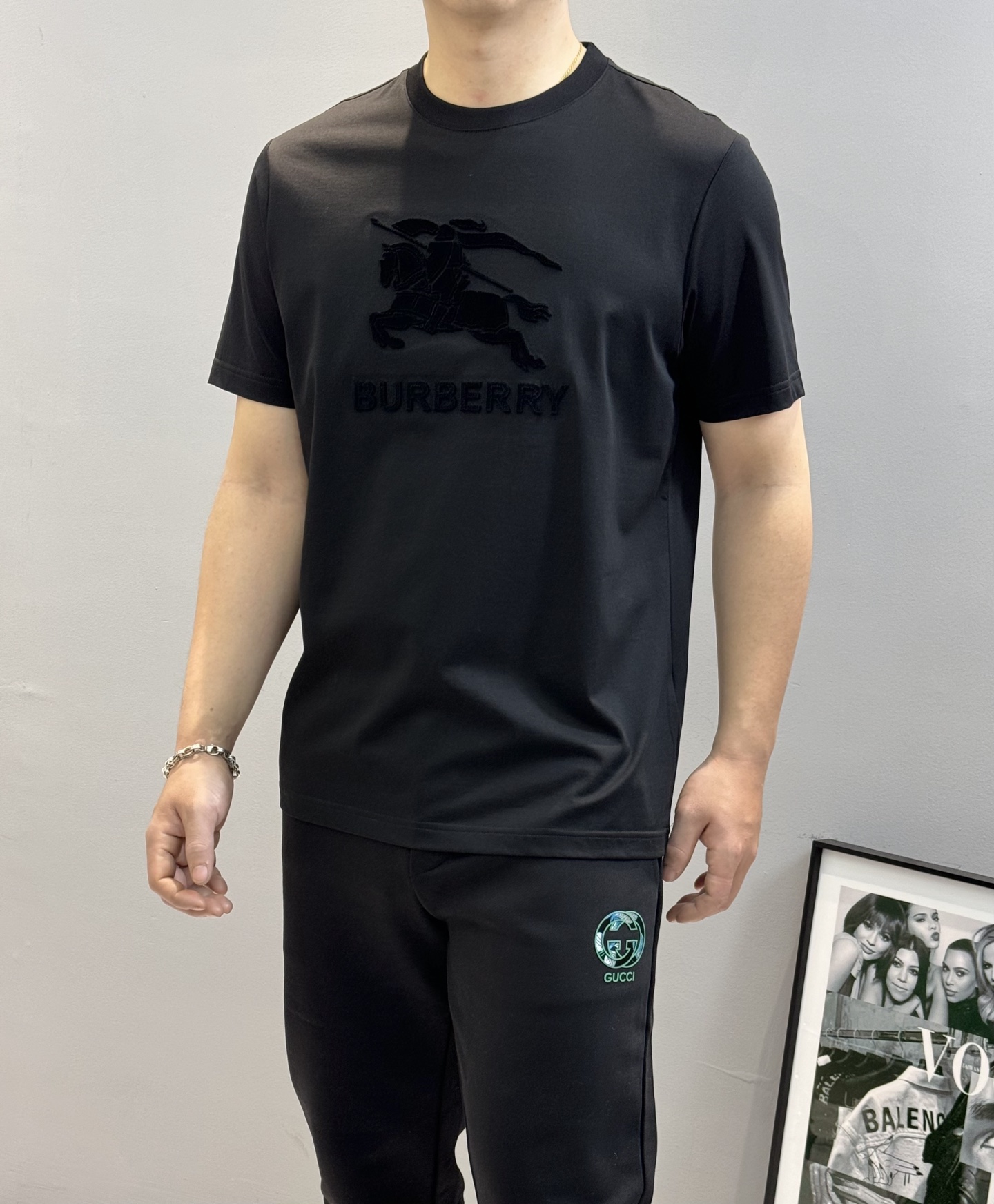 
        BBR*巴宝-莉2025s新品短袖T恤，重工立体牙刷绣.高逼格工艺.战马造型立体感满满