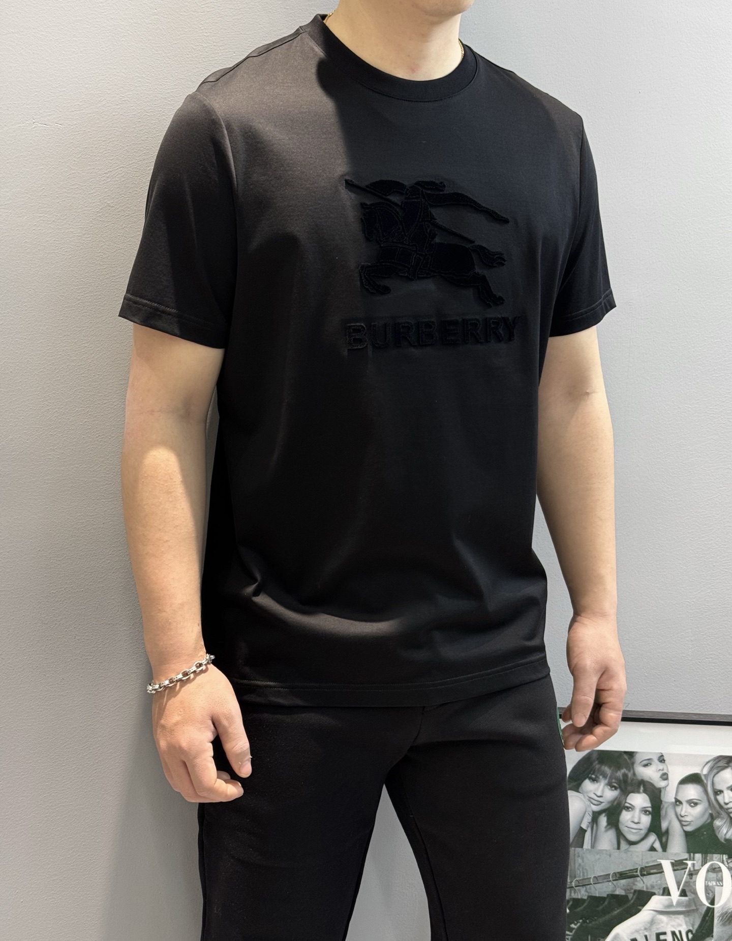 
        BBR*巴宝-莉2025s新品短袖T恤，重工立体牙刷绣.高逼格工艺.战马造型立体感满满