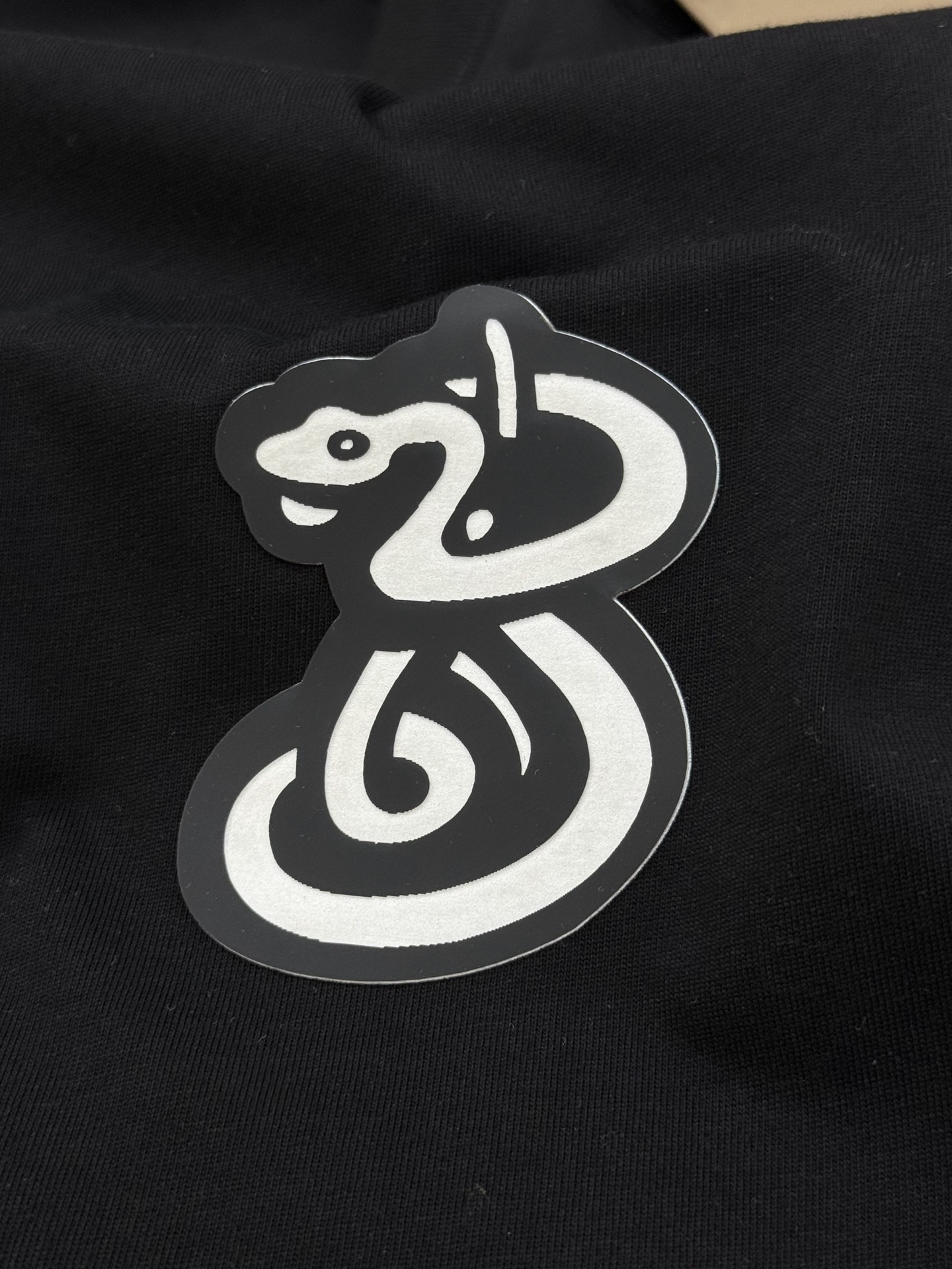 BBR*巴宝-莉2025s新品短袖T恤，宽松版型男女同款！新款造型立体植绒工艺.帅气时尚，简约百搭款。先